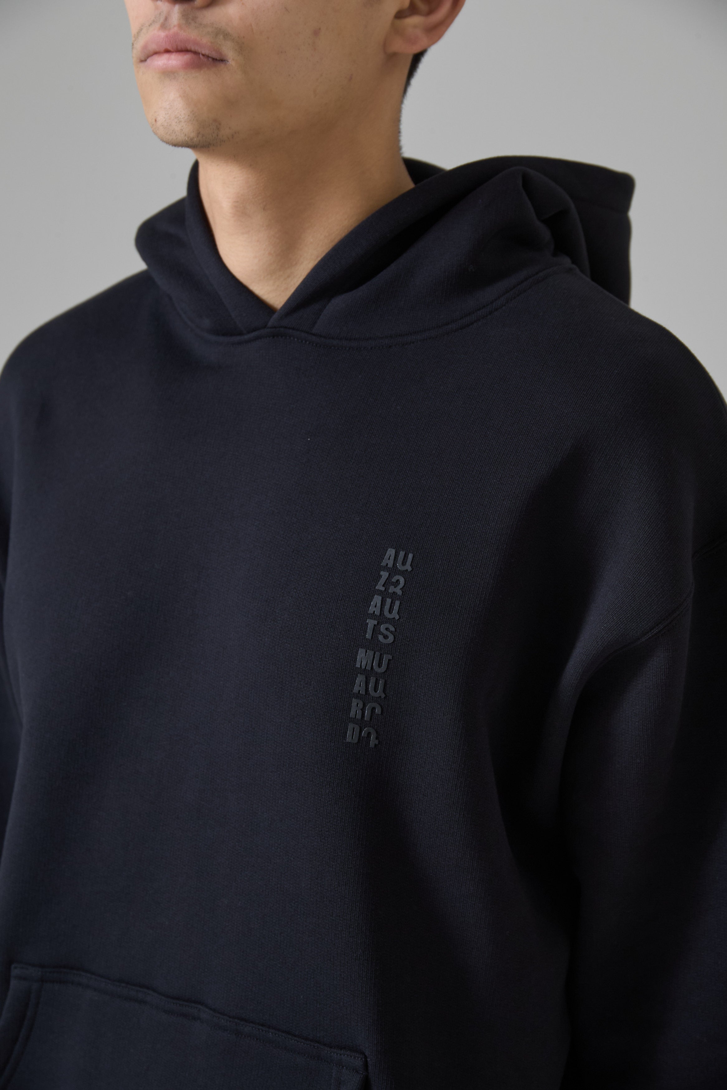 ХУДИ WHEEL OF ETERNITY ЧЁРНОЕ