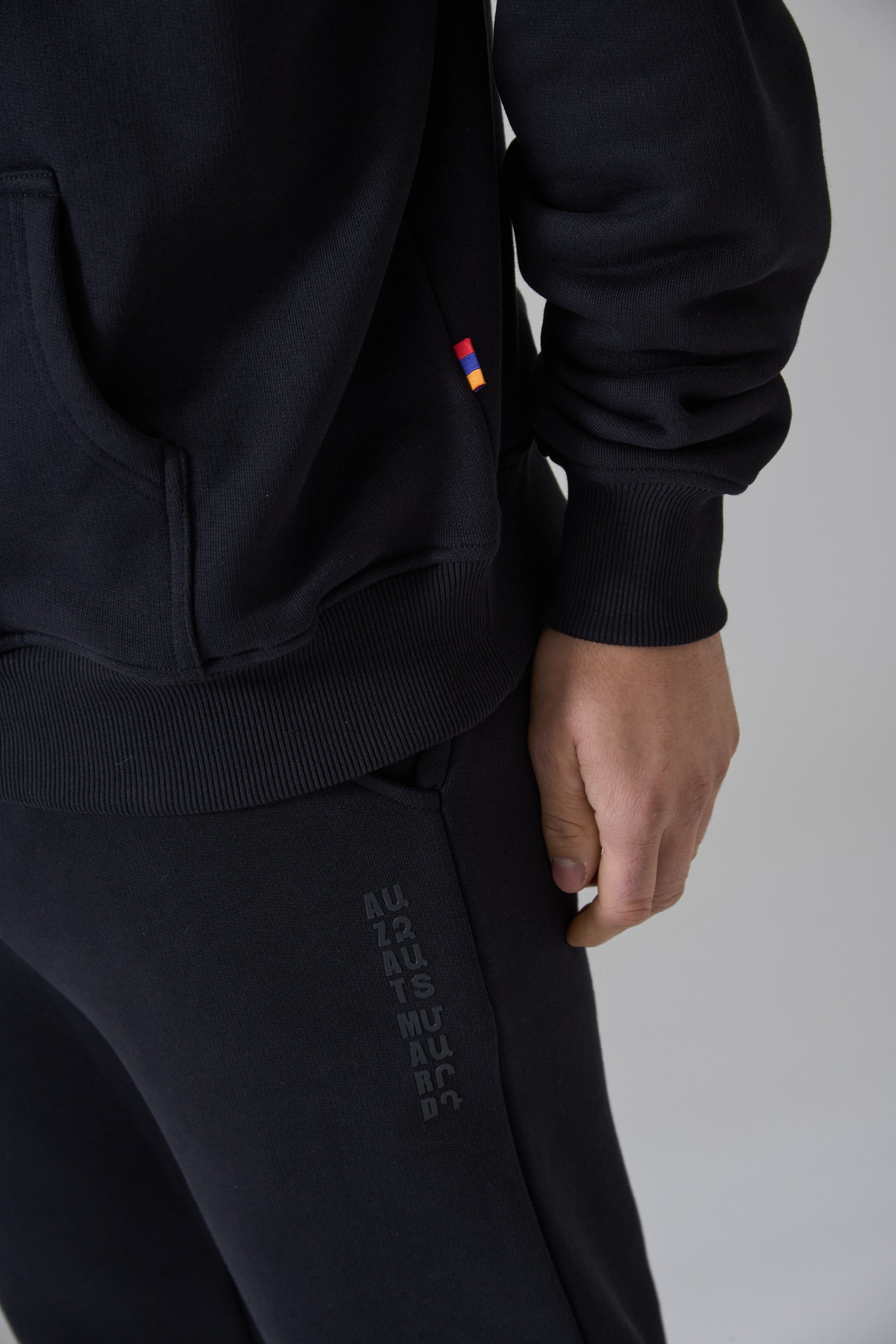 ХУДИ WHEEL OF ETERNITY ЧЁРНОЕ