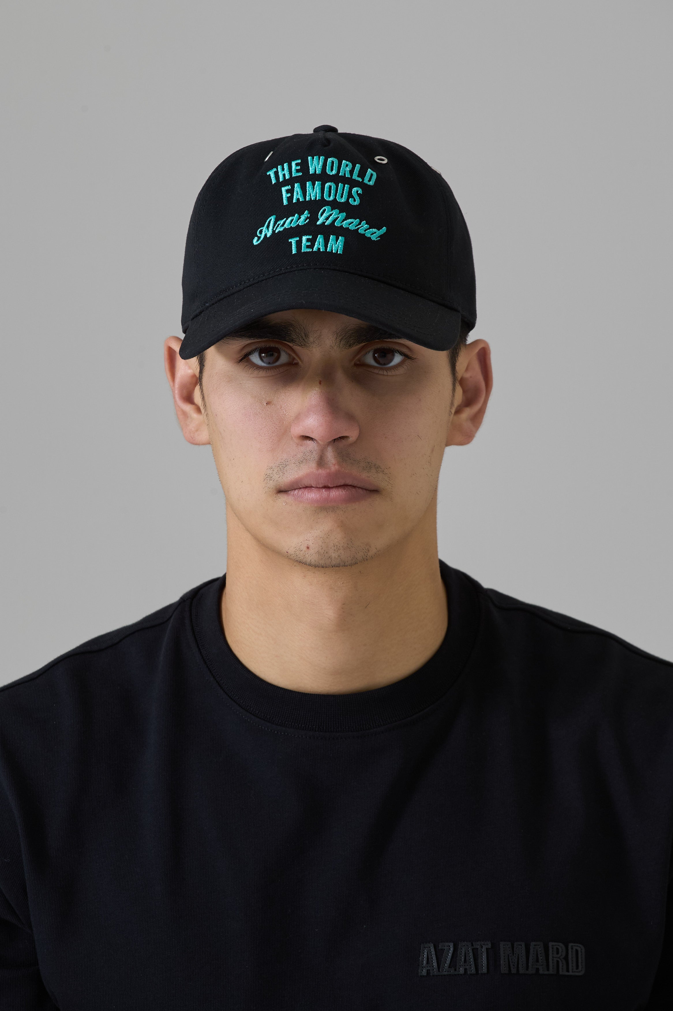 CASQUETTE NOIRE DE L'ÉQUIPE AZAT MARD DE RENOMMÉE MONDIALE