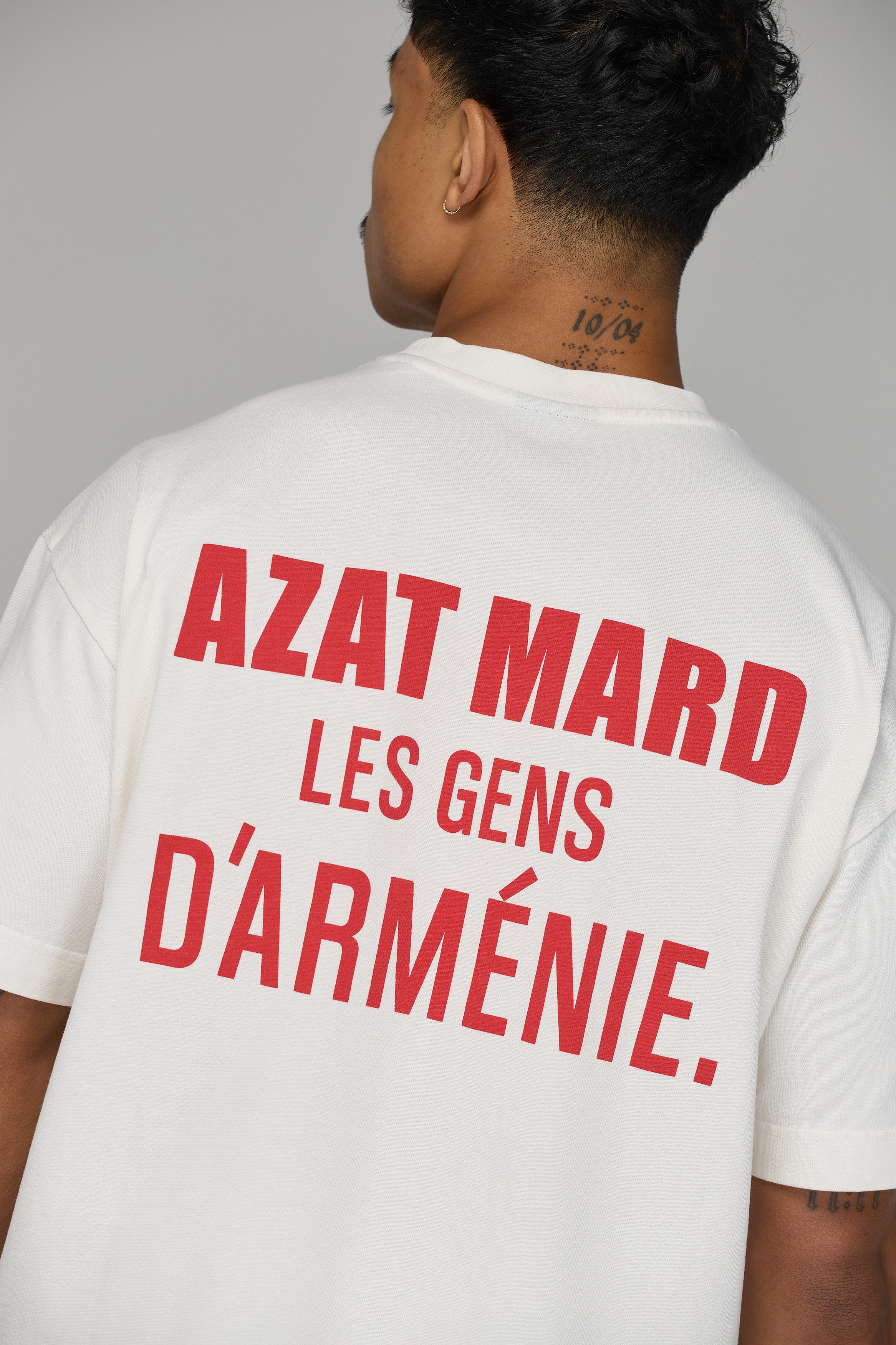 LES GENS VINTAGE WHITE WITH RED T-SHIRT