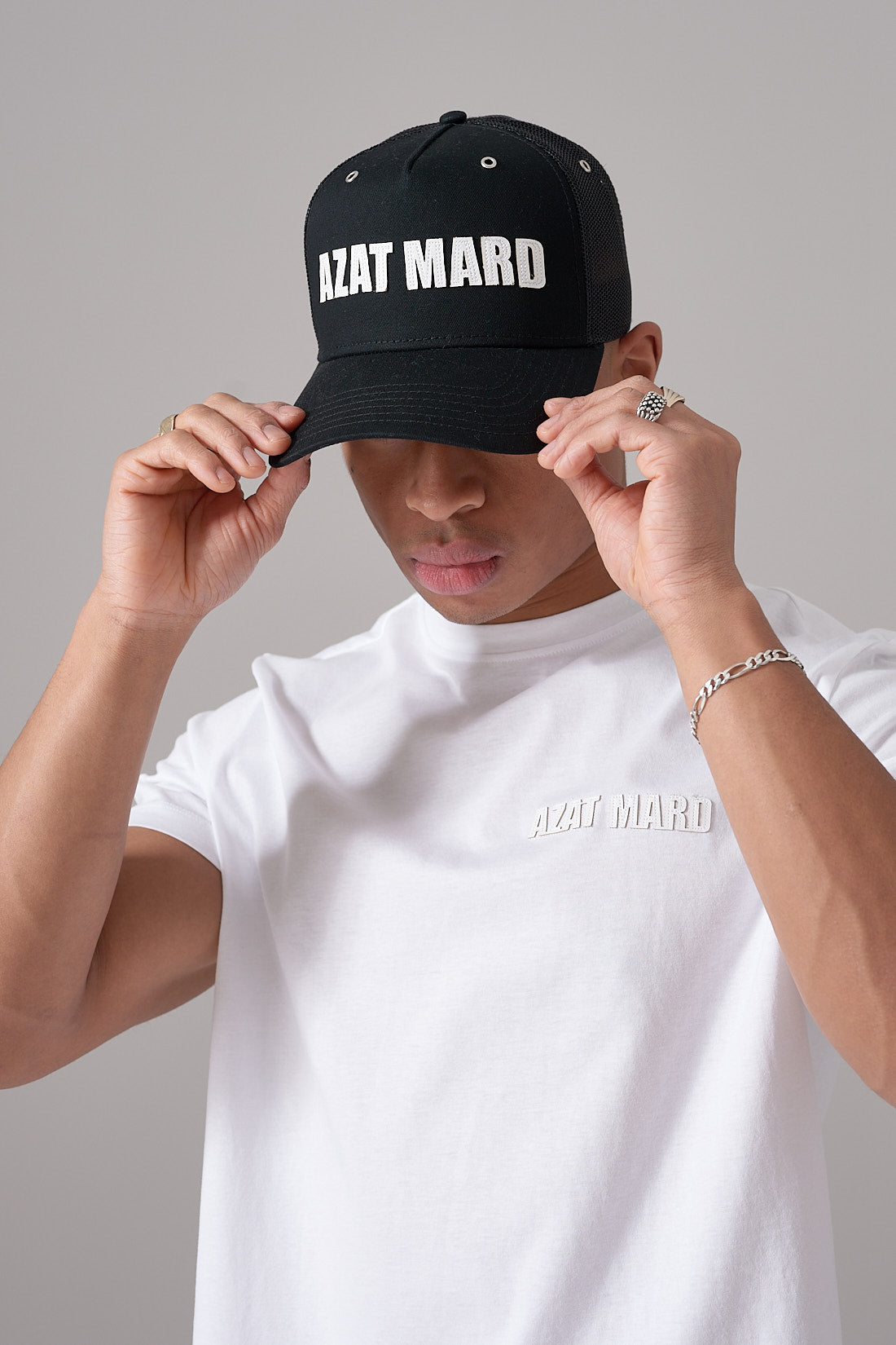 Azat Mard Чёрно-Белая Кепка