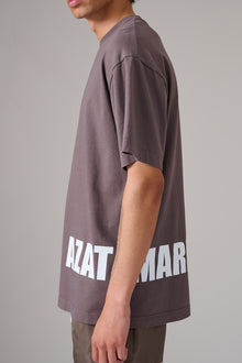  Շագանակագույն Տարբերանշանով Շապիկ