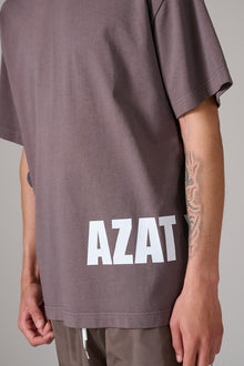  Շագանակագույն Տարբերանշանով Շապիկ