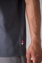 Սահմանափակ Ազատ Մարդ X Առարատ Կոնյակ Շապիկ