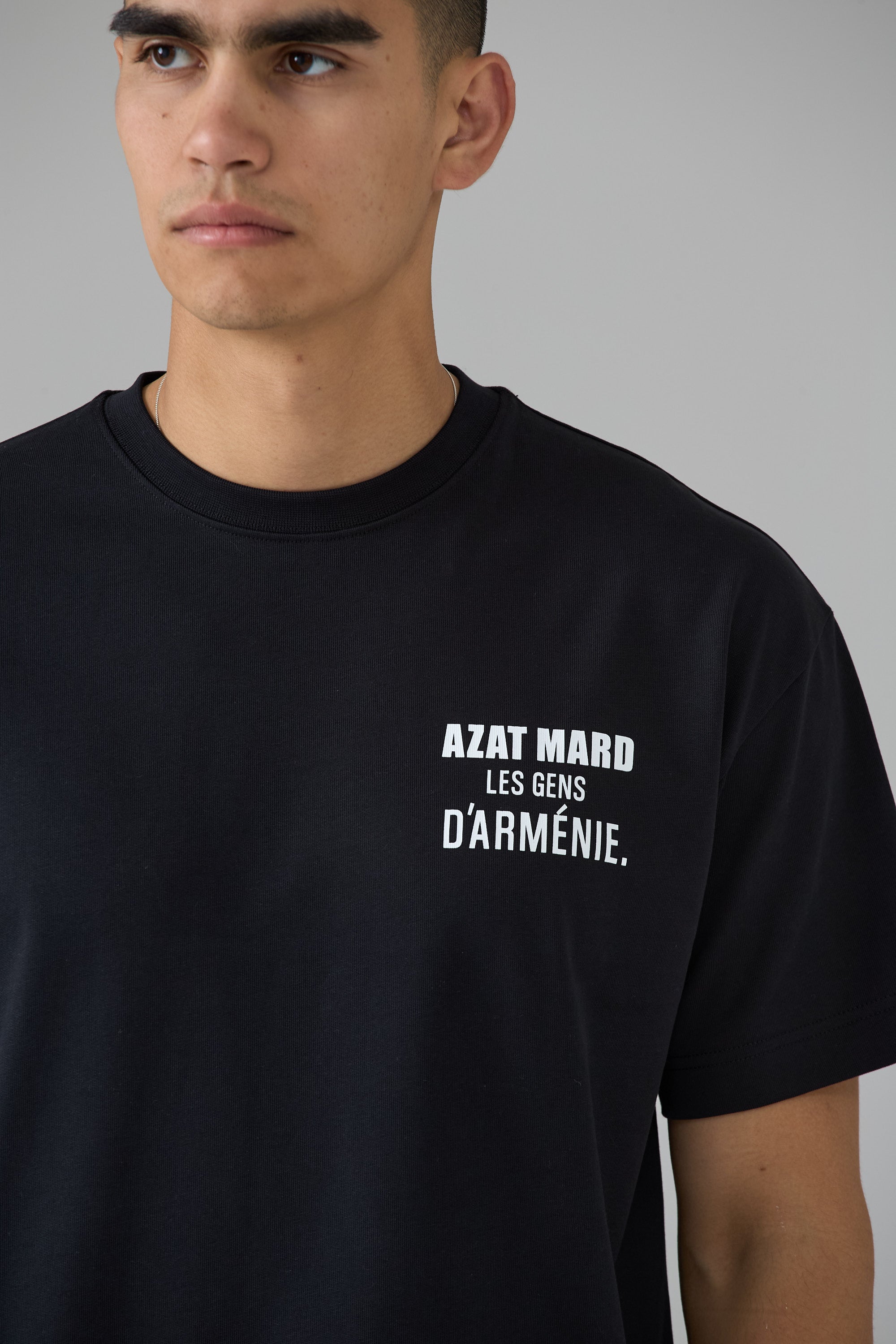 LES GENS BLACK/WHITE T-SHIRT