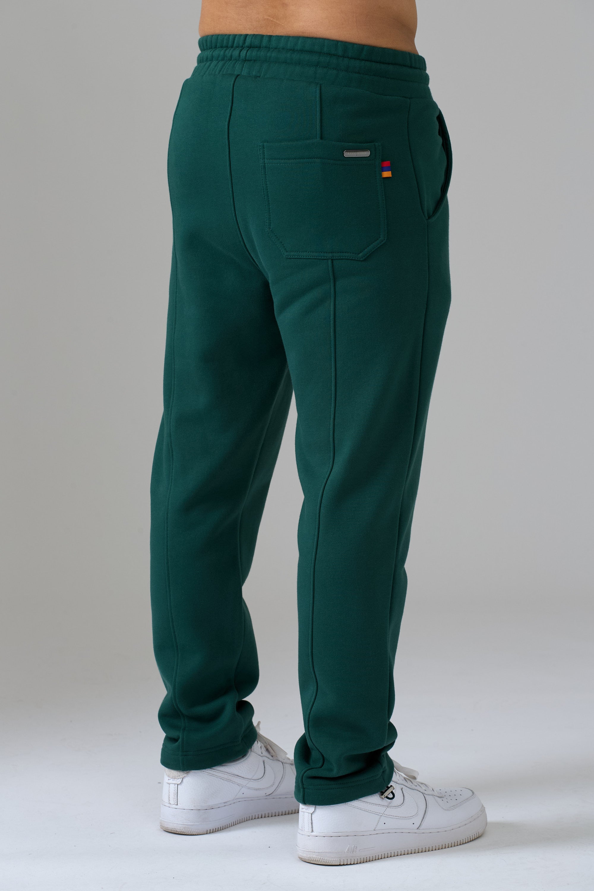 LES GENS GREEN JOGGERS