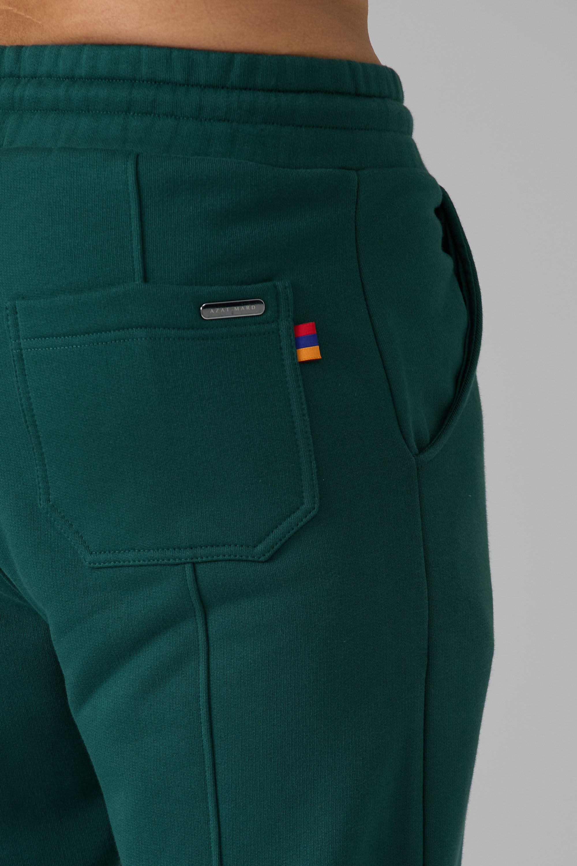 LES GENS GREEN JOGGERS