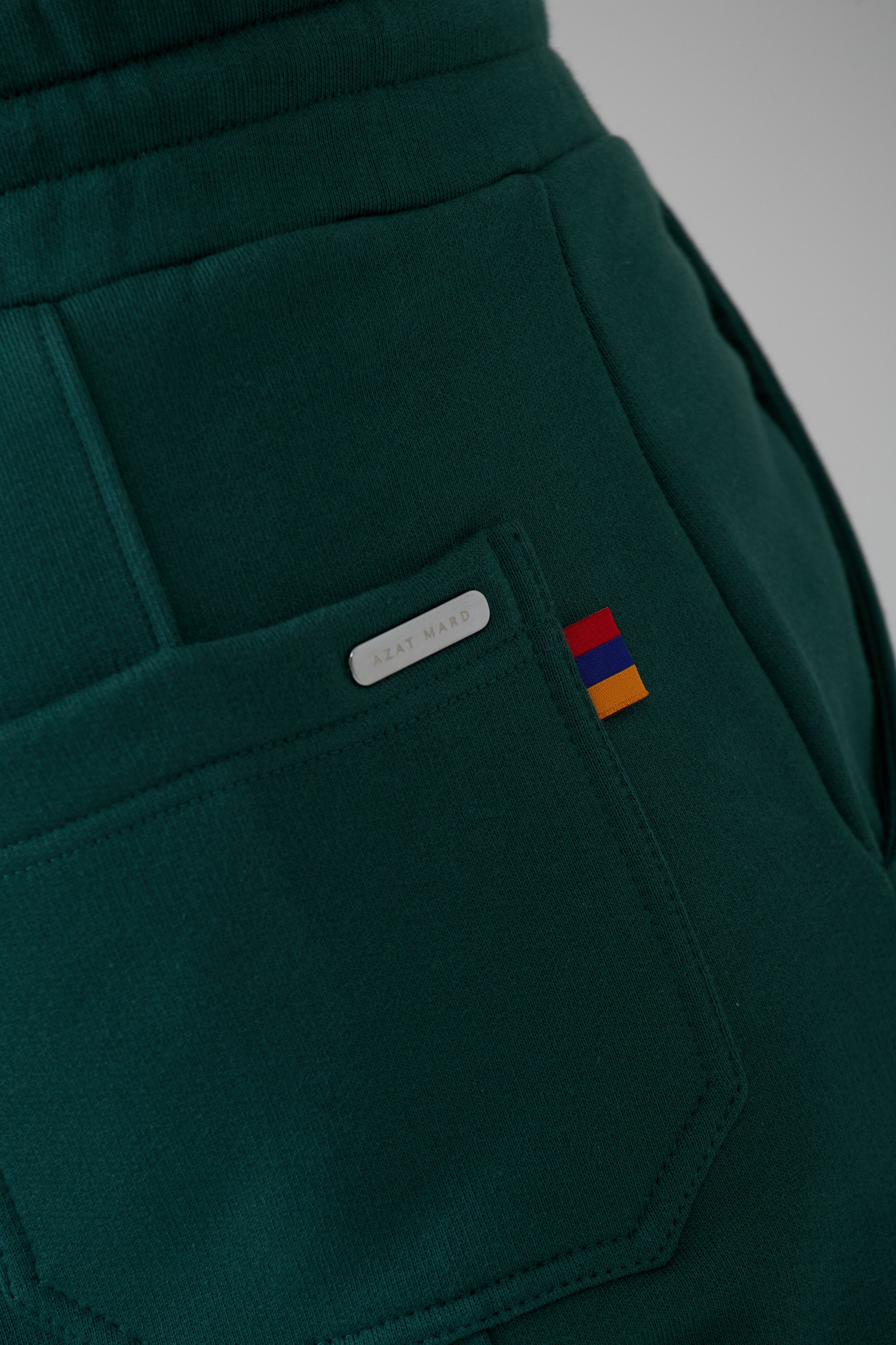 LES GENS GREEN JOGGERS