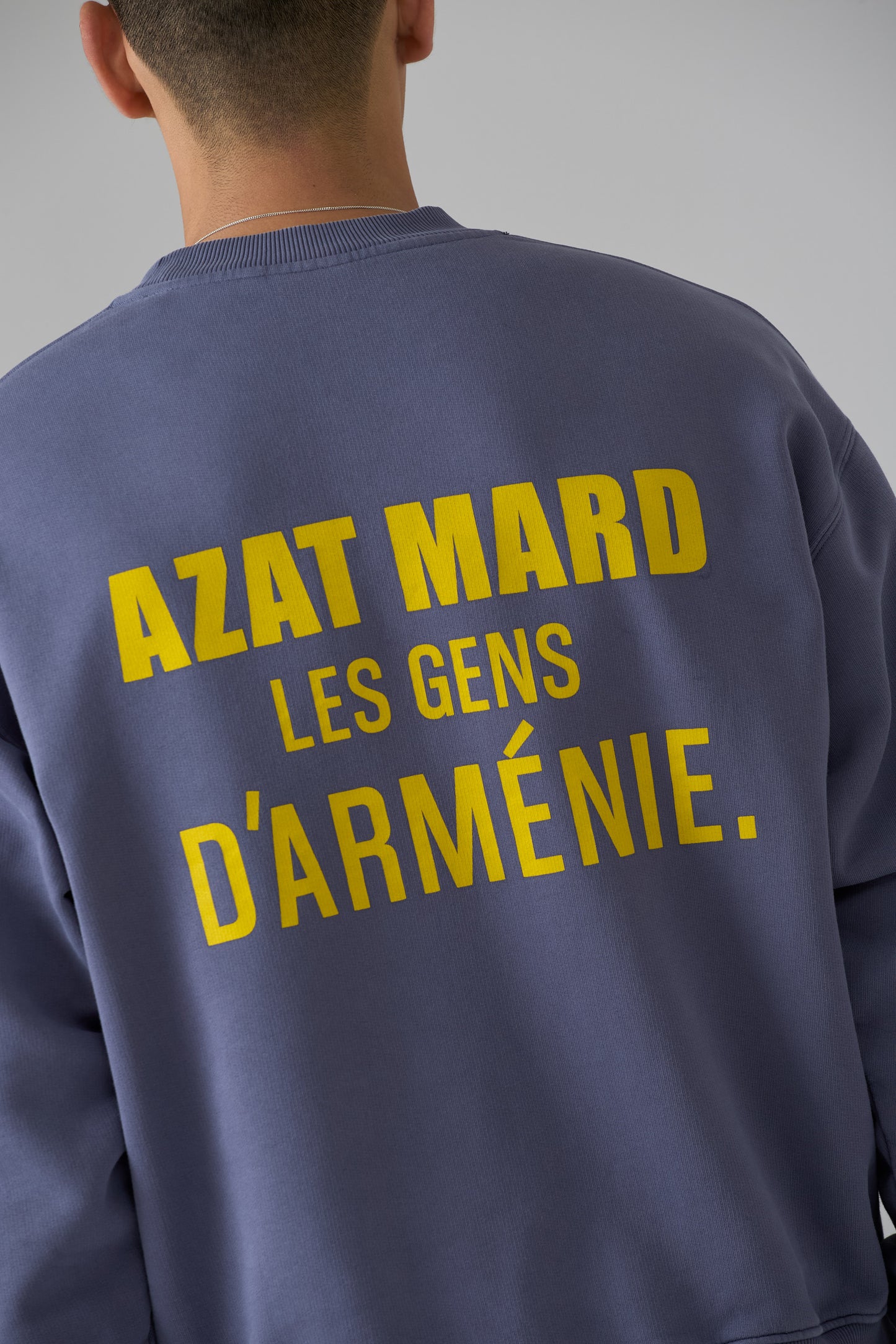 LES GENS WASHED NAVY SWEATER