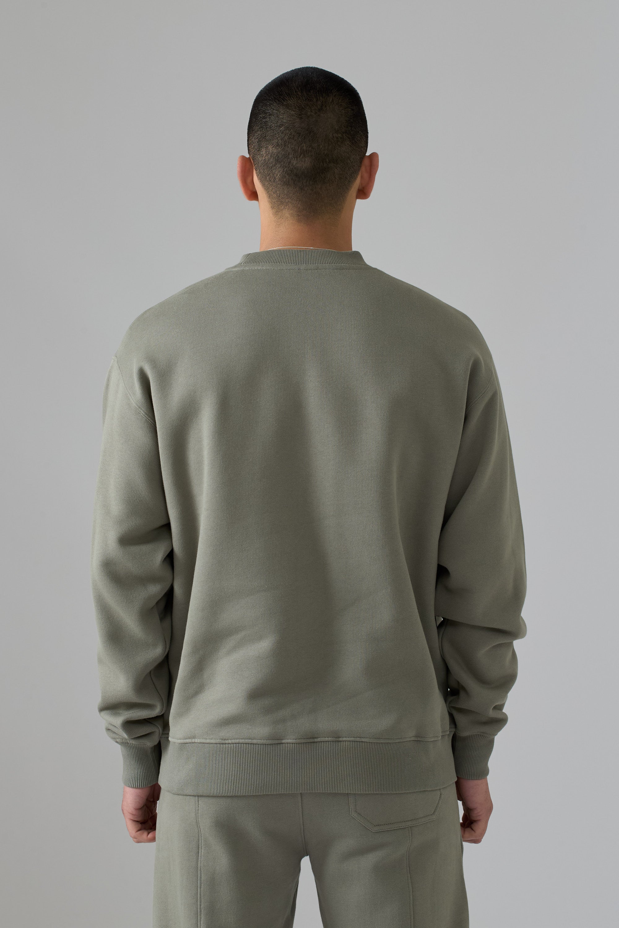 WORLD FAMOUS AZAT MARD TEAM TAUPE SWEATER