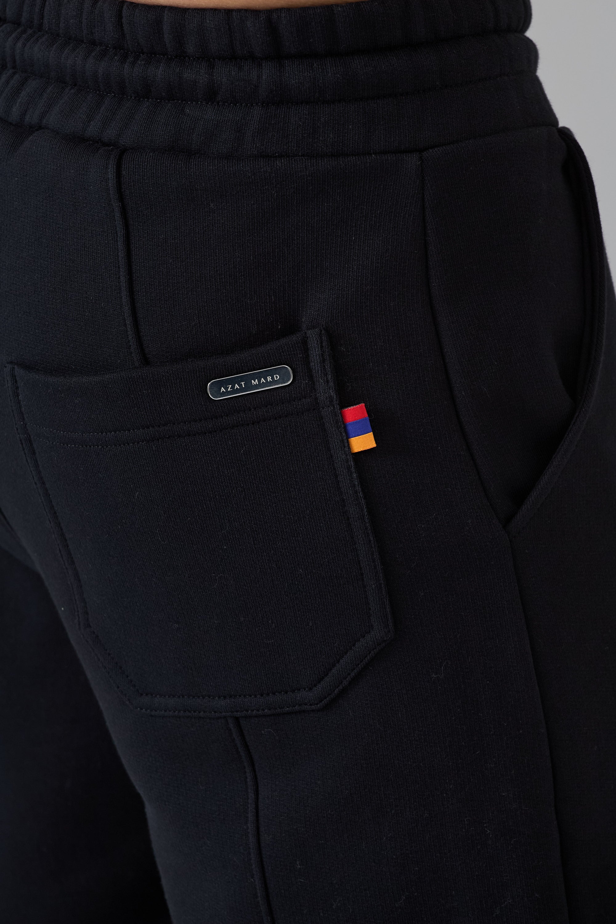 WORLD FAMOUS AZAT MARD TEAM ՍԵՎ ՇՈՐՏ