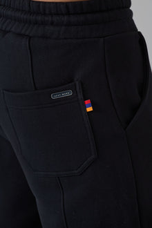 WORLD FAMOUS AZAT MARD TEAM ՍԵՎ ՇՈՐՏ