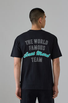 T-shirt noir de l'équipe AZAT MARD de renommée mondiale