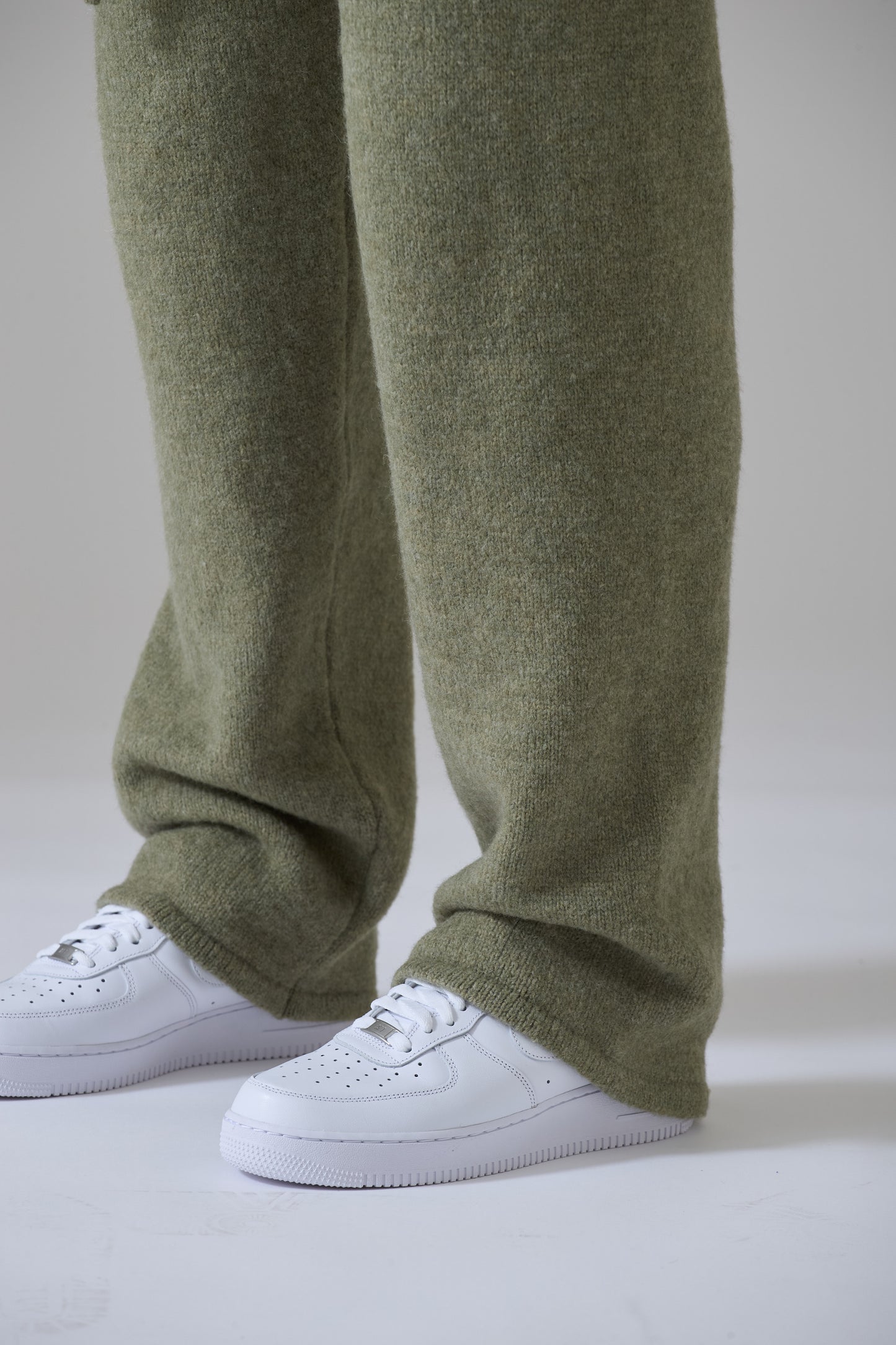 DARK SAGE KNITWEAR PANTS