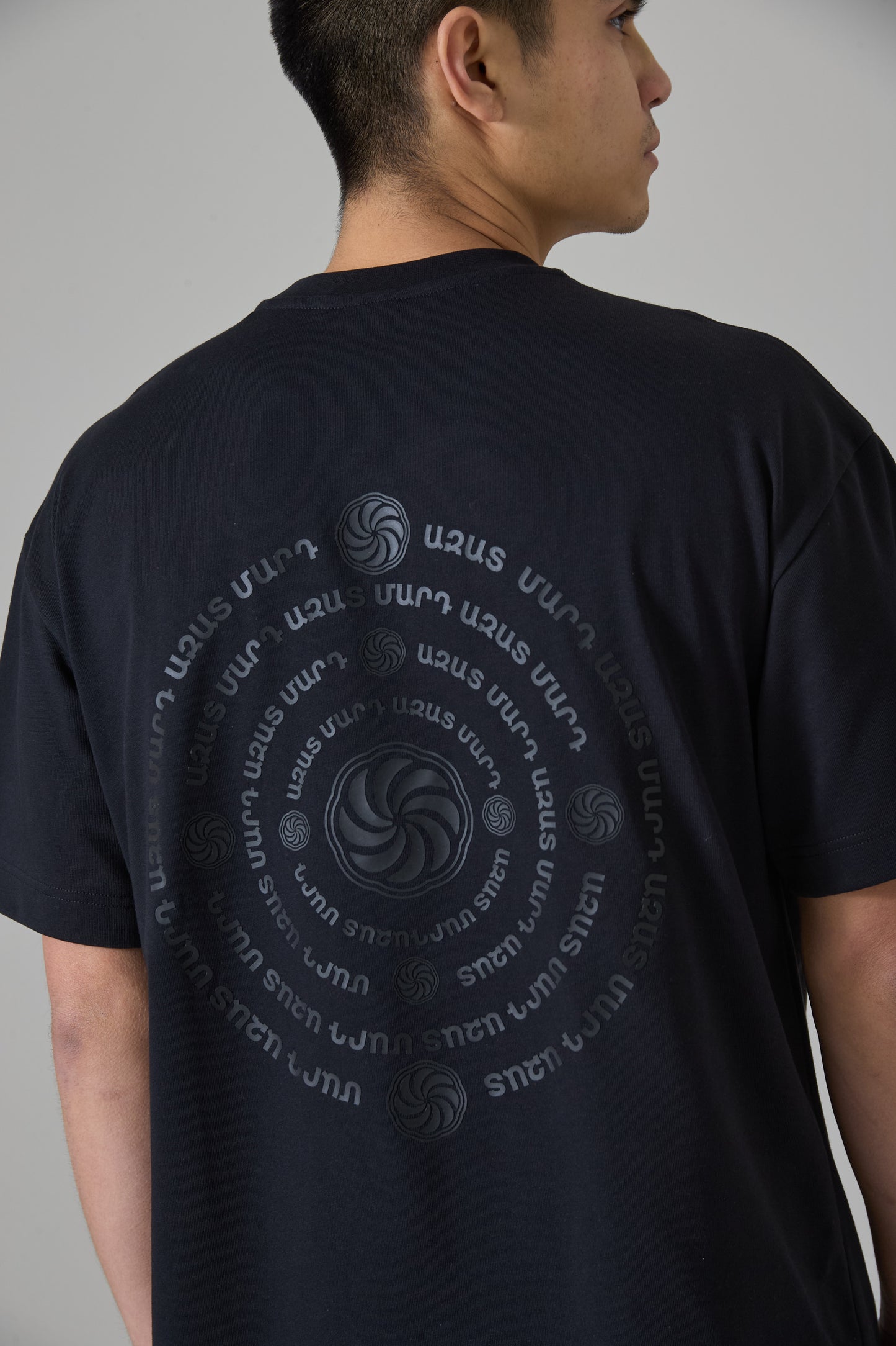 WHEEL OF ETERNITY BLACK T-SHIRT