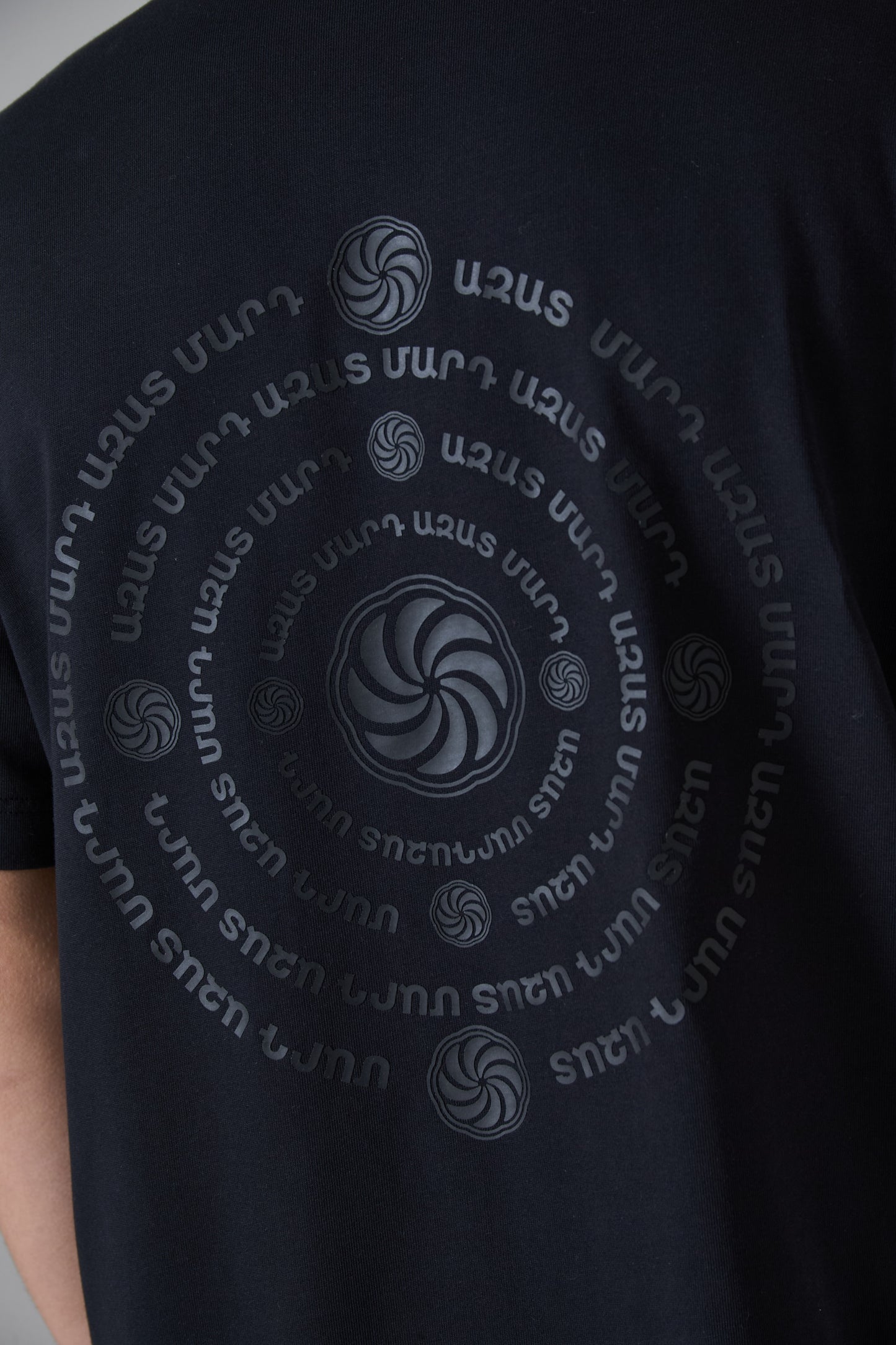 WHEEL OF ETERNITY BLACK T-SHIRT