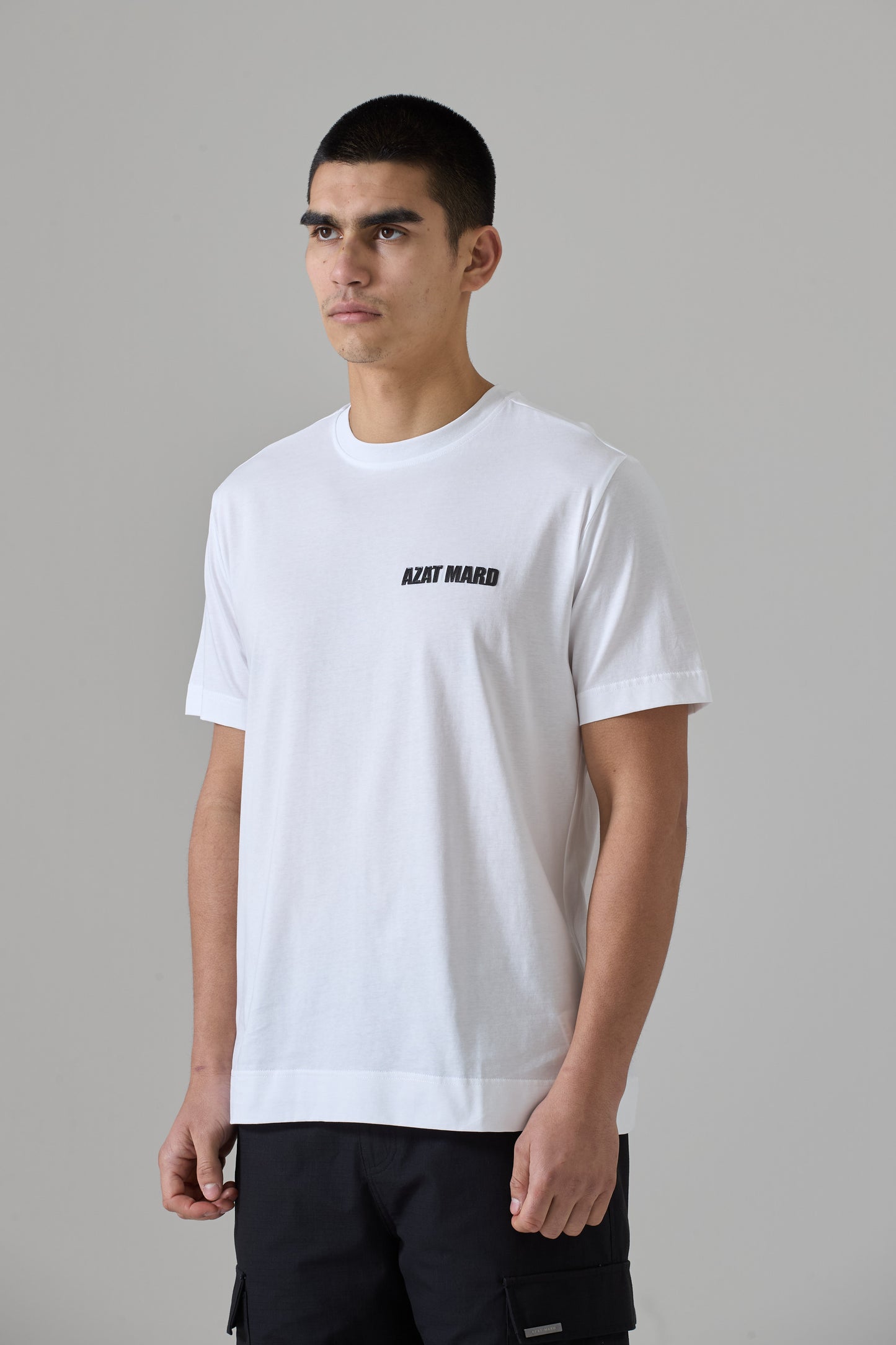 WHITE MERCERISED T-SHIRT WITH BLACK ORGANIC LEATHER LOGO