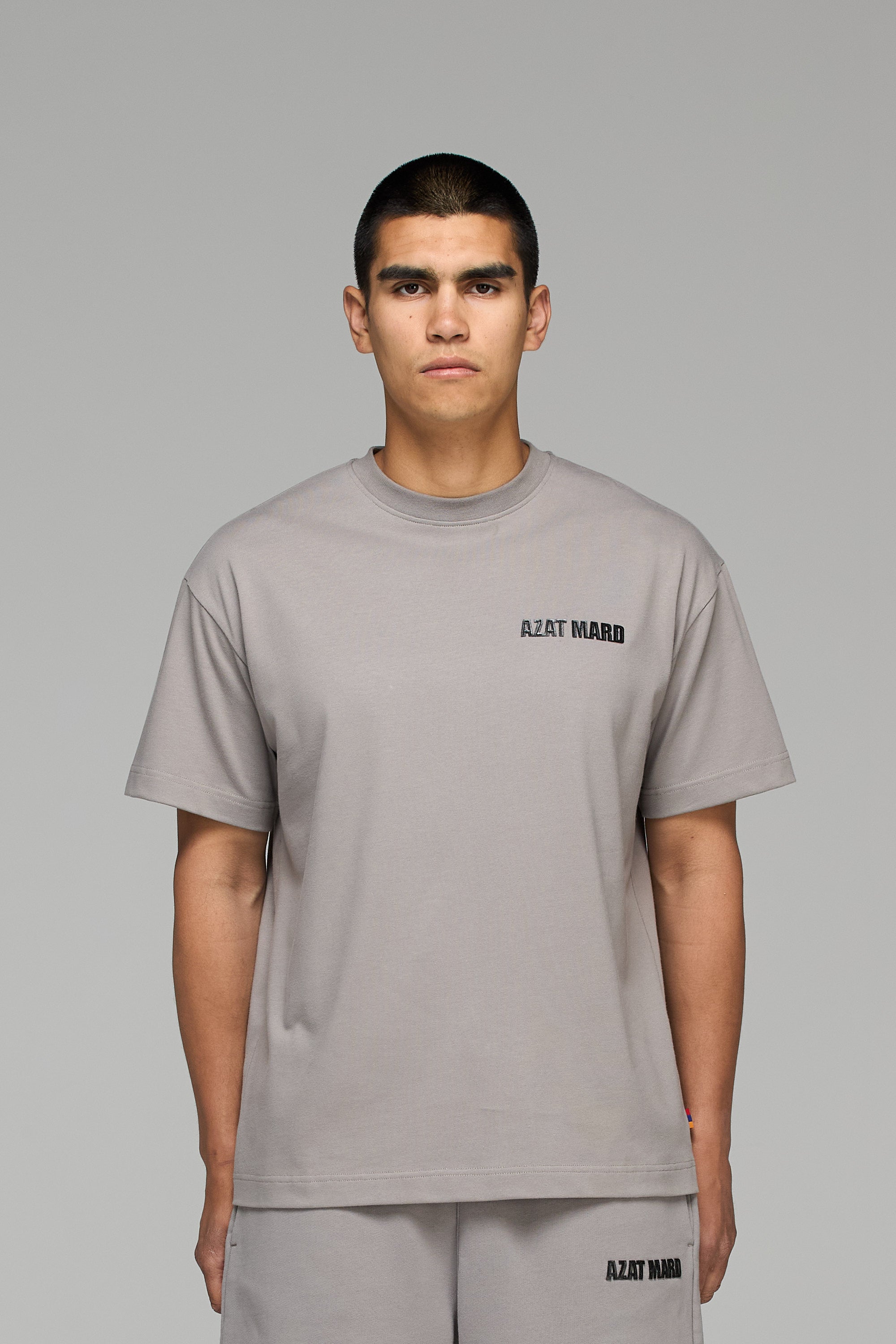 GREY CREST T-SHIRT