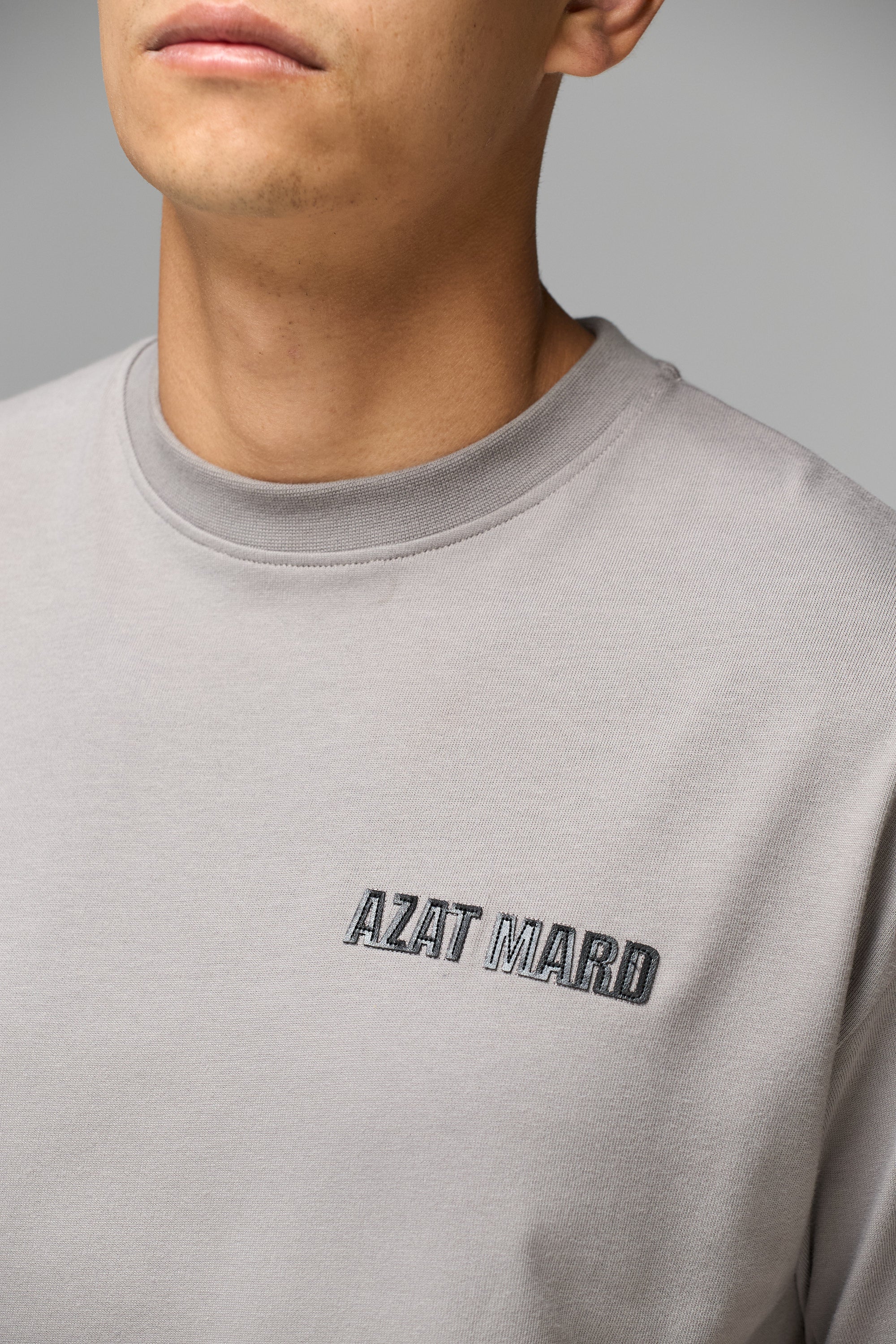 GREY CREST T-SHIRT