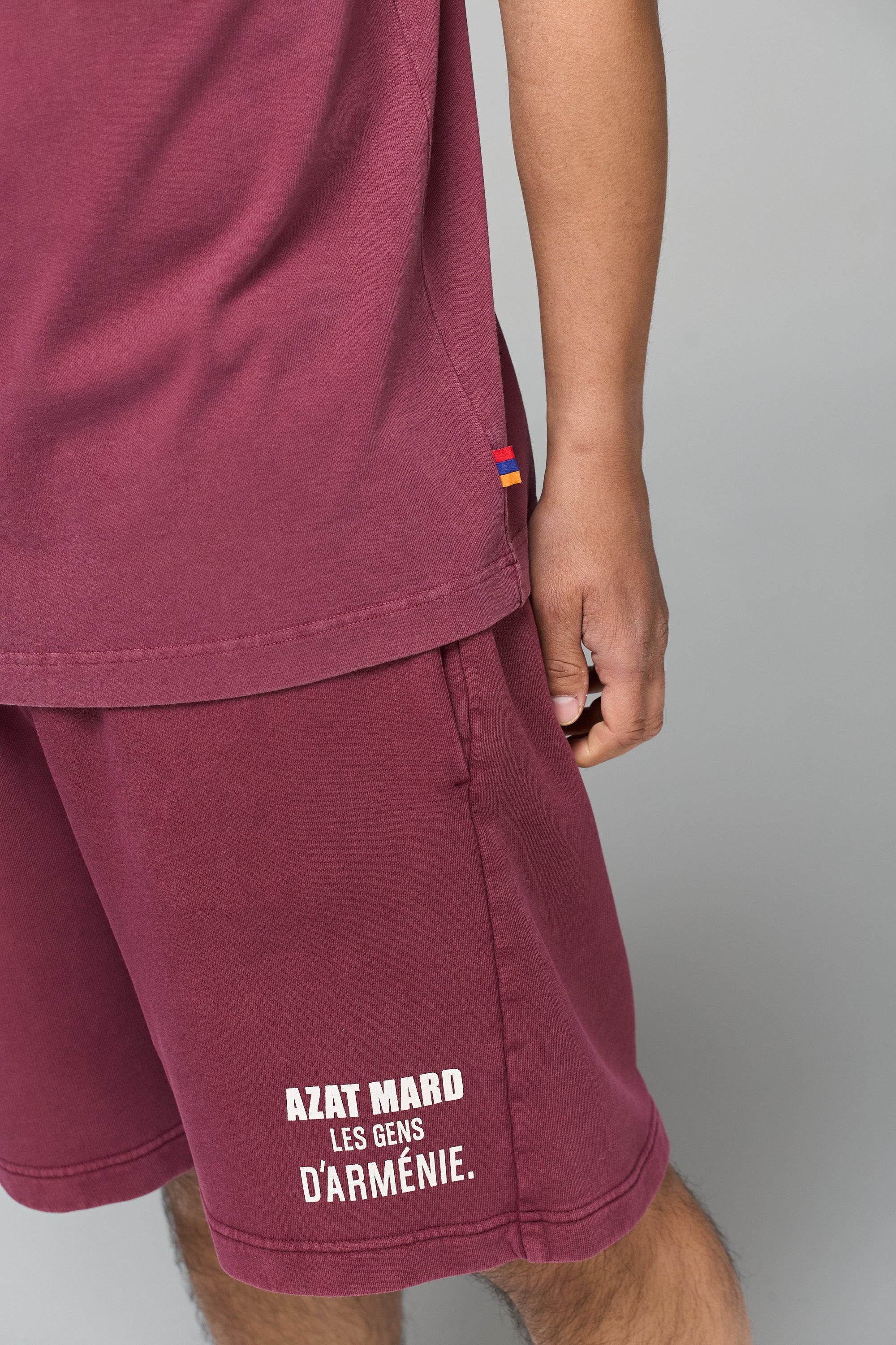 LES GENS WASHED MAROON T-SHIRT