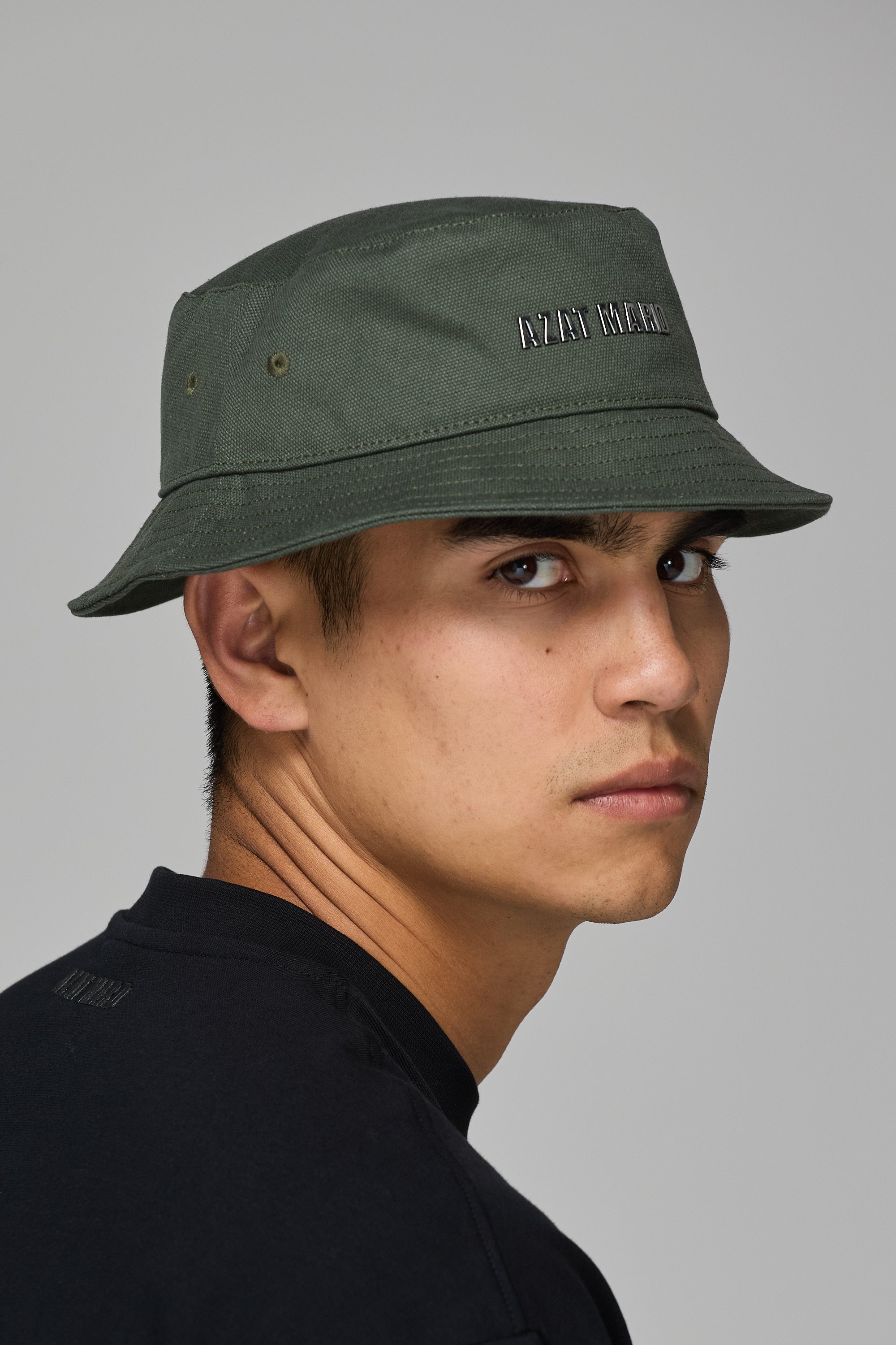 KHAKI BUCKET HAT