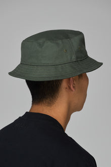 KHAKI BUCKET HAT