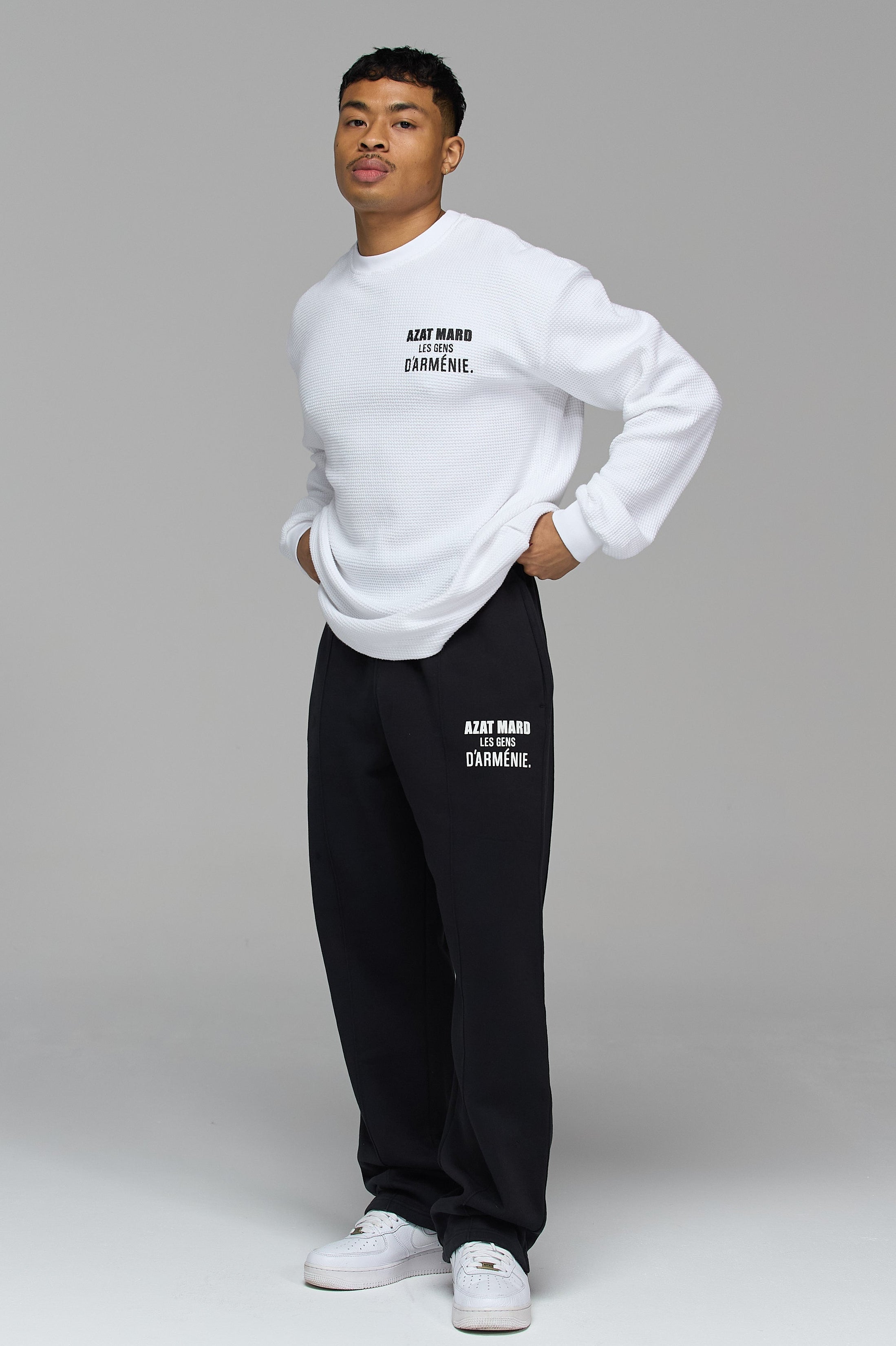 LES GENS BLACK RELAXED STRAIGHT LEG JOGGERS