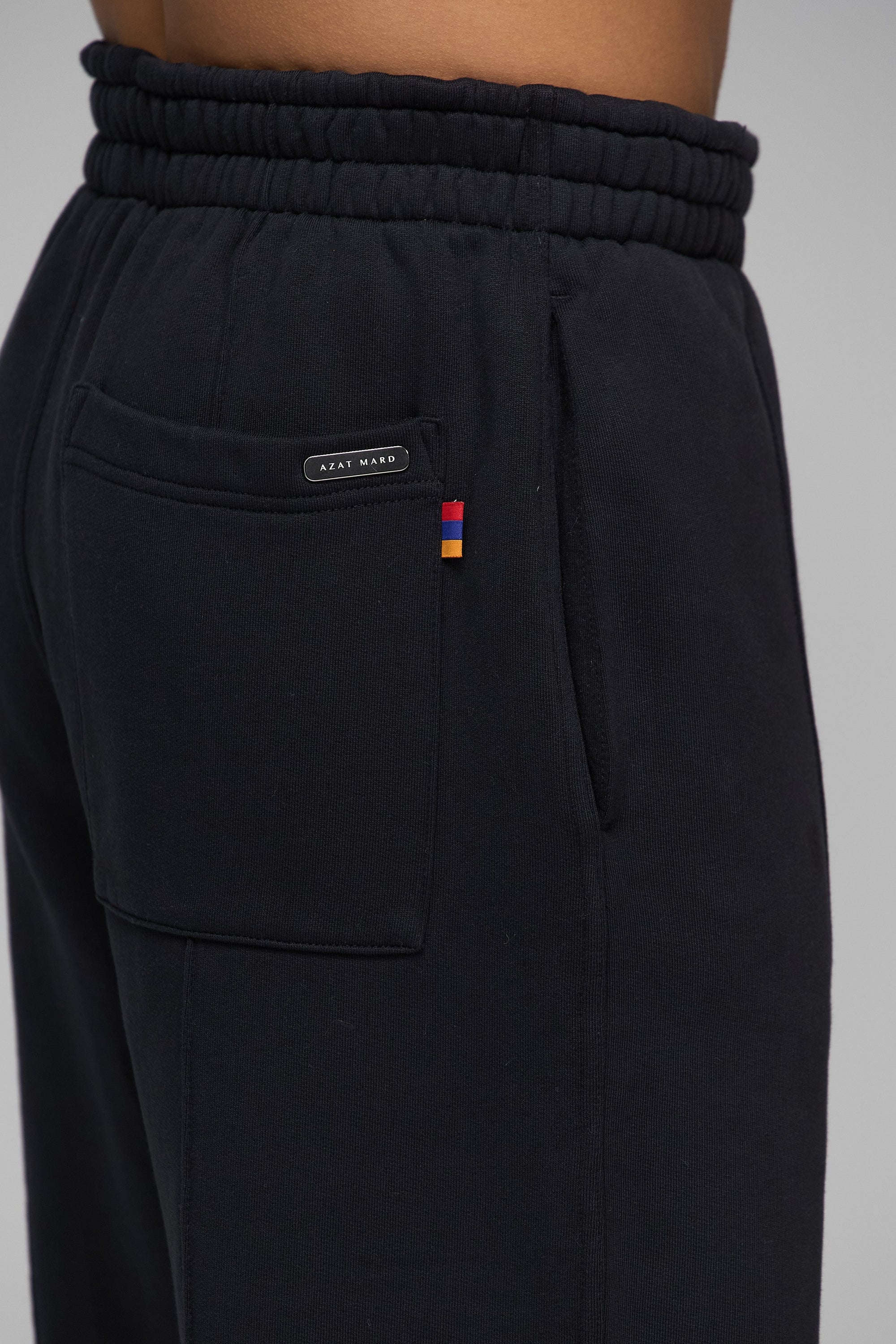 LES GENS BLACK RELAXED STRAIGHT LEG JOGGERS