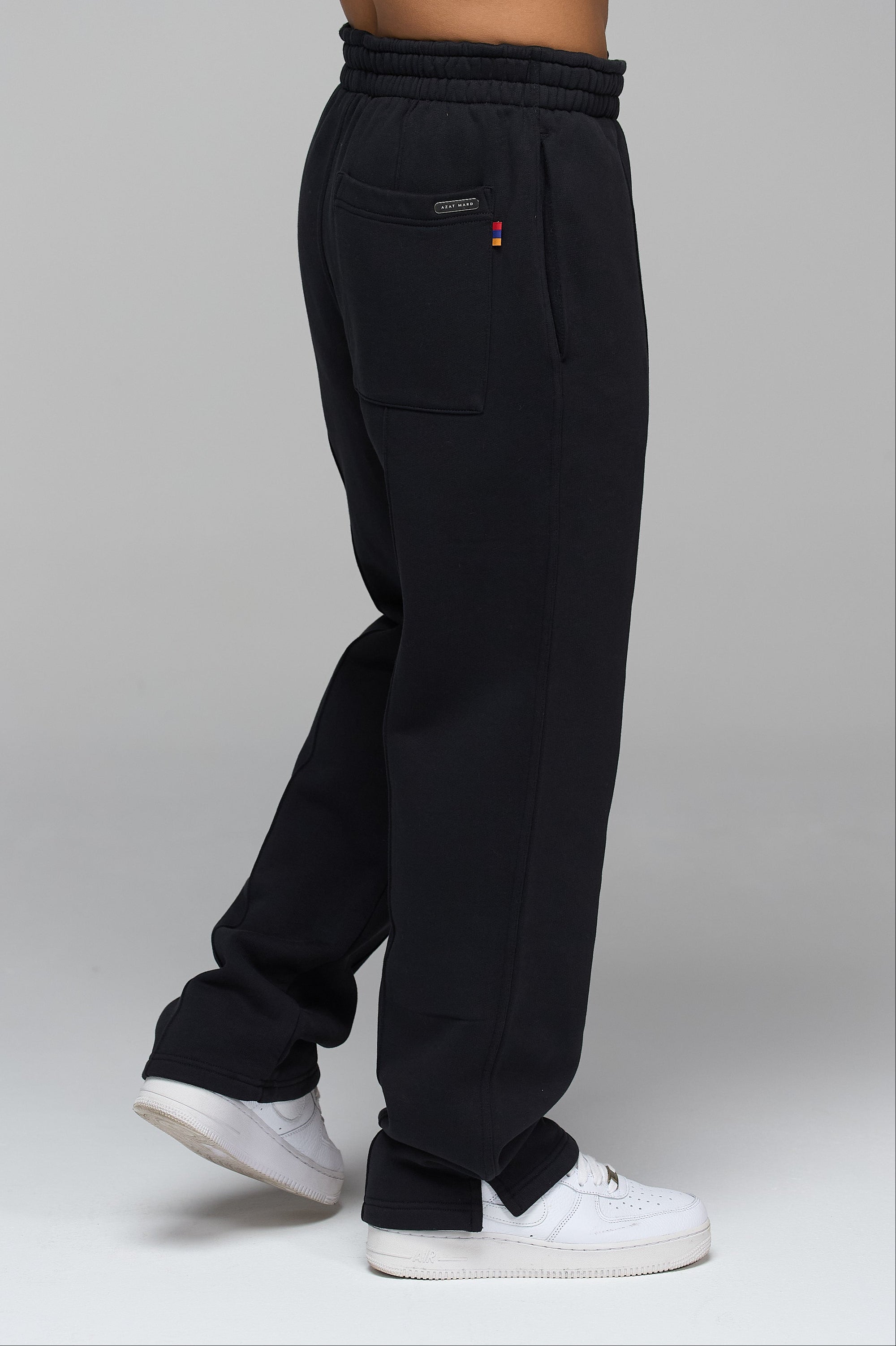 LES GENS BLACK RELAXED STRAIGHT LEG JOGGERS