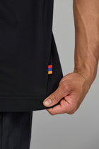 CORE HERITAGE EMBLEM T-SHIRT IN BLACK