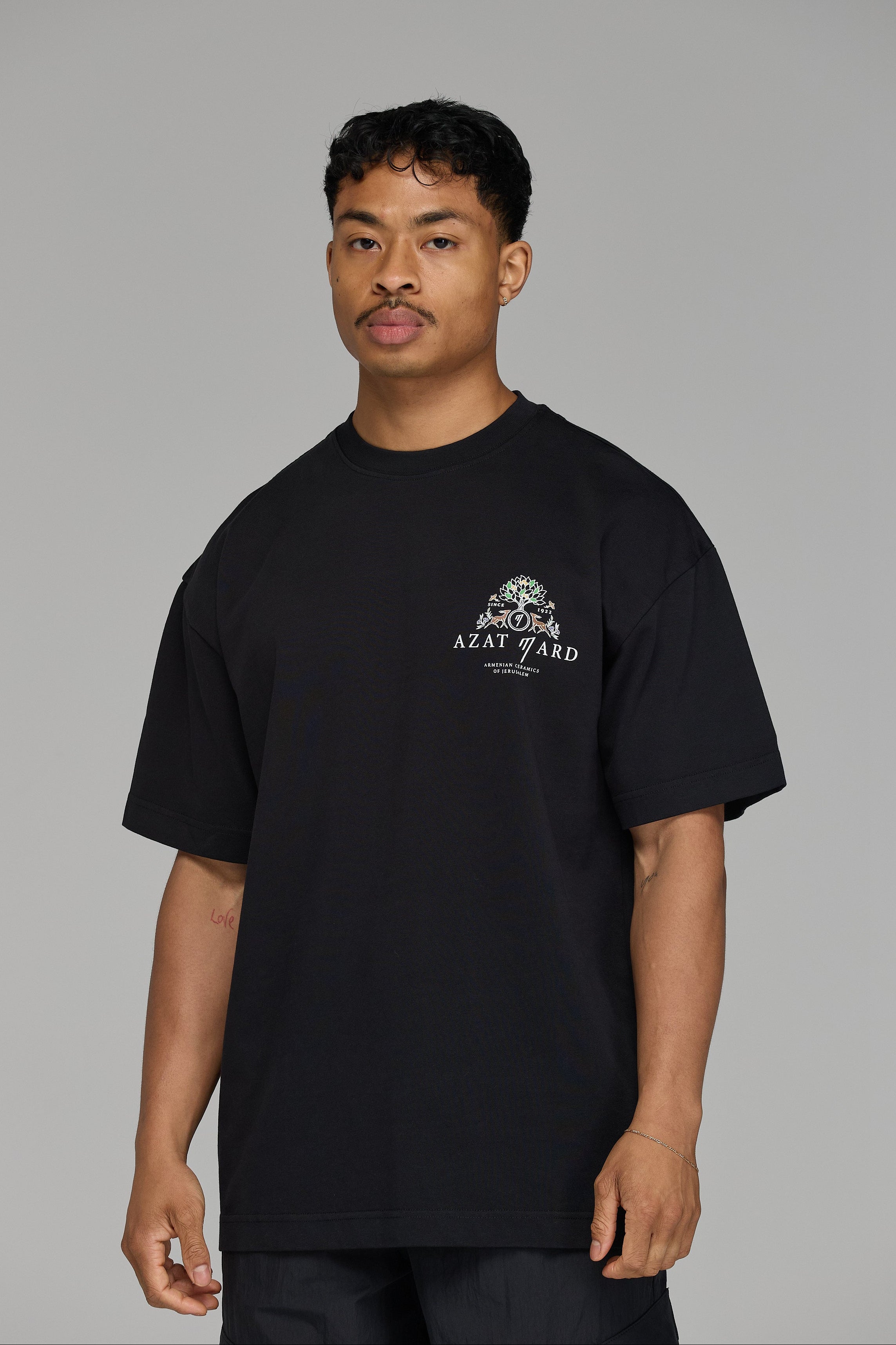 Black Balian Armenian Ceramics T-Shirt | AZAT MARD