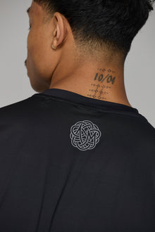 IMPACT LOGO ACTIVE T-SHIRT IN BLACK