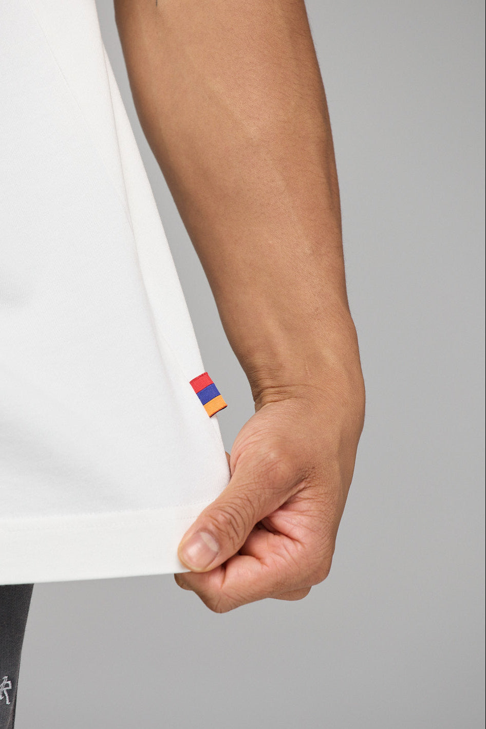 T-SHIRT OFF WHITE EDIZIONE SPECIALE KHACHKAR ARMENO