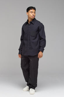 CORE EMBLEM CLASSIC BLACK SHIRT
