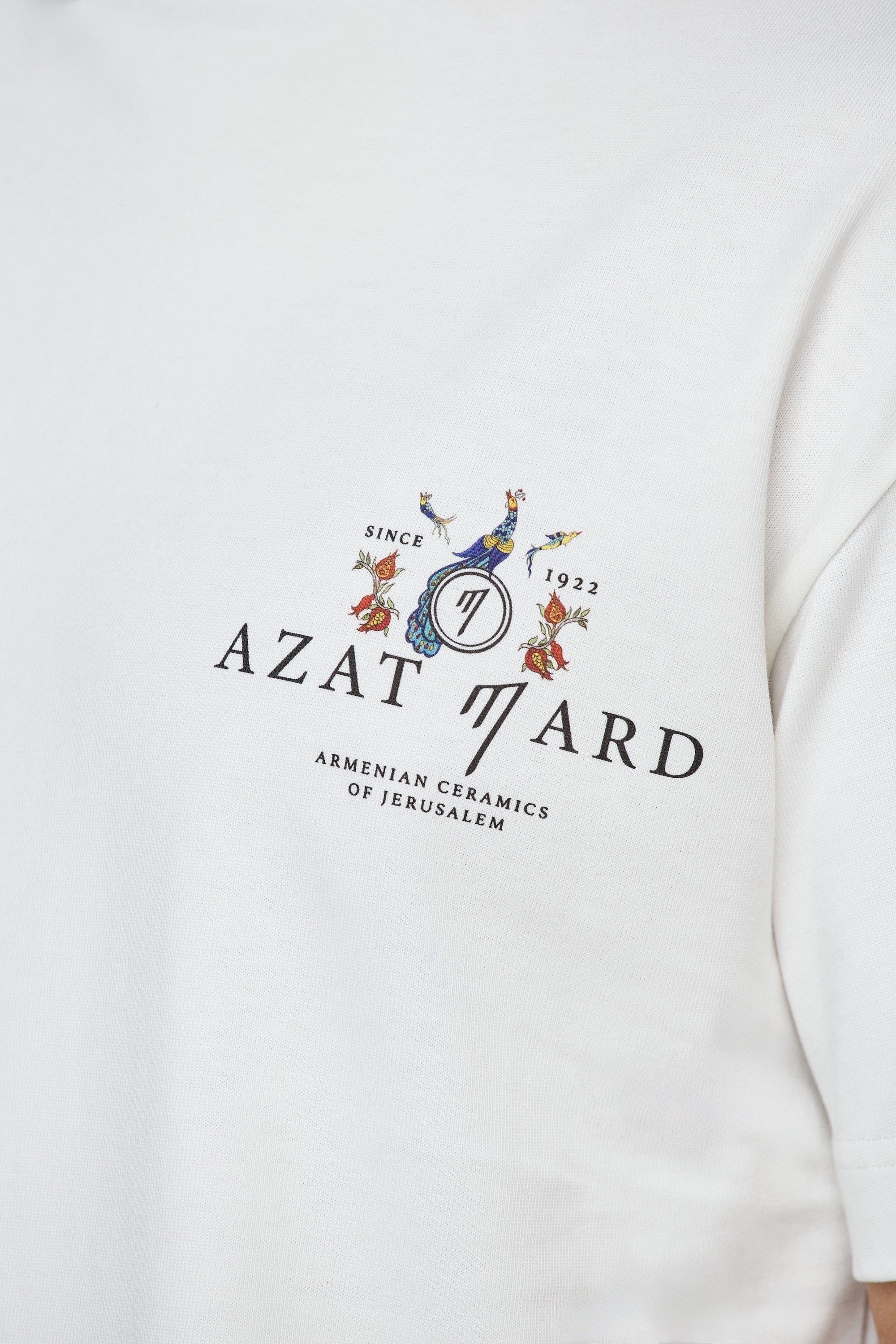SPECIAL EDITION AZAT MARD X BALIAN VASE T-SHIRT – OFF WHITE
