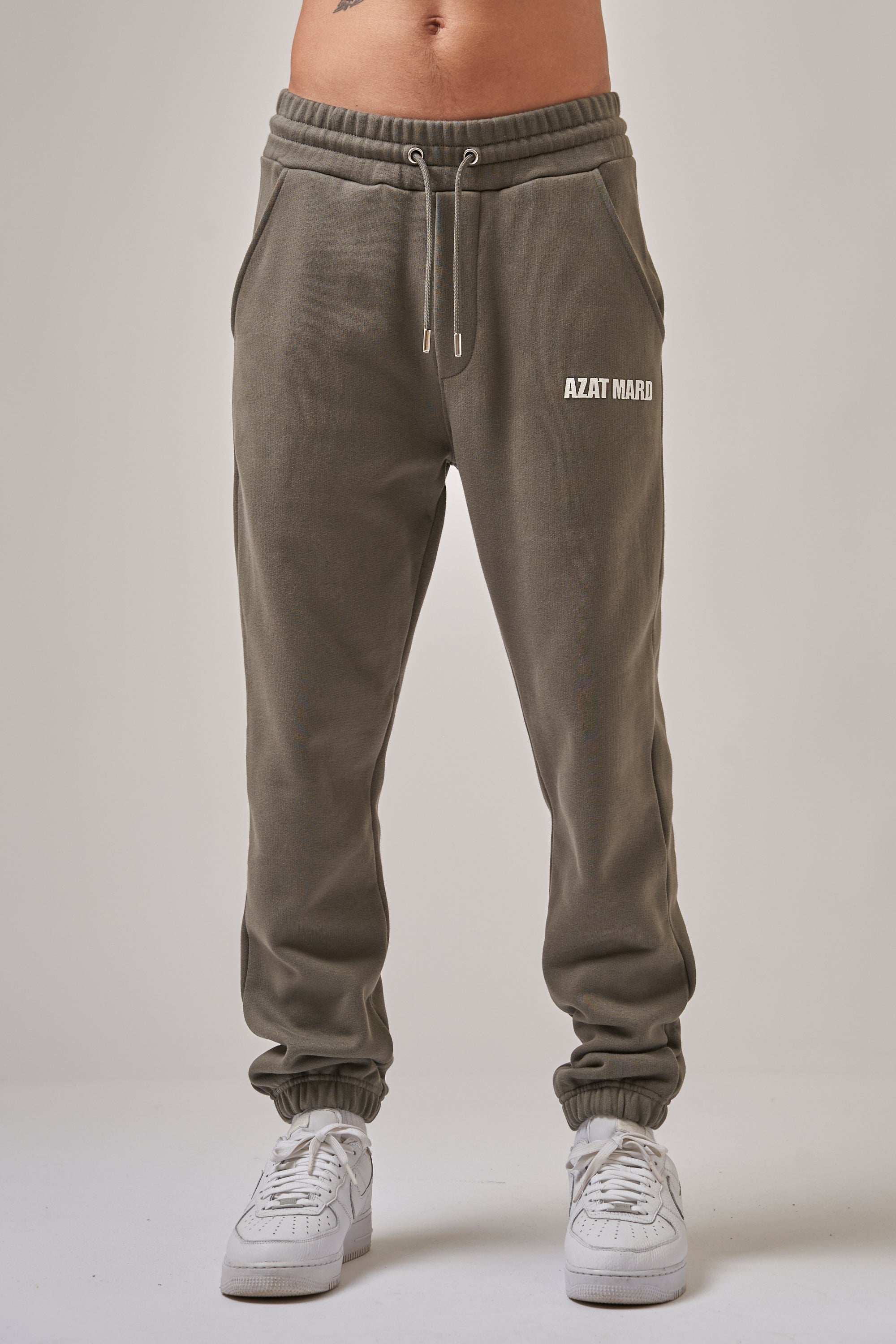 KHAKI/WHITE LOGO JOGGERS