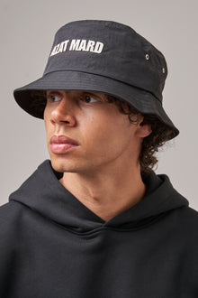 BLACK AZAT MARD BUCKET HAT