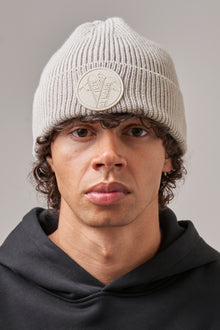 Մուգ Սպիտակ Ski Գործված Գլխարկ