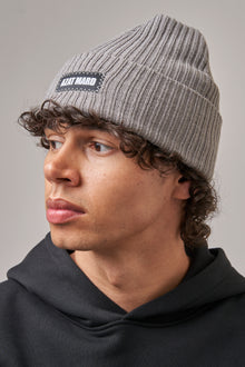 Մոխրագույն Գործված Գլխարկ