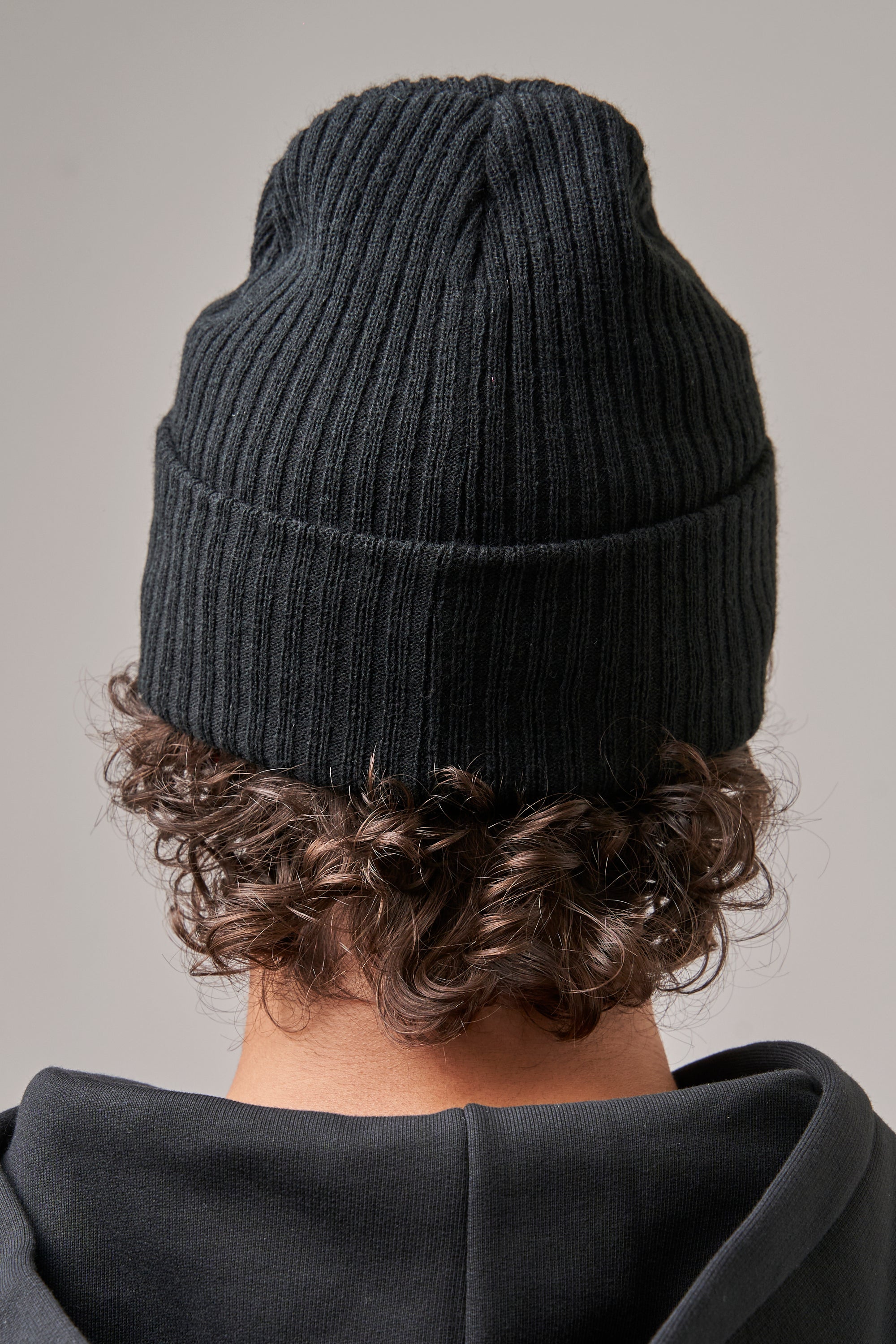BLACK BEANIE HAT
