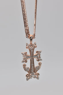 18CT GOLD AZAT MARD KHACHKAR NECKLACE