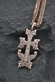 18CT GOLD AZAT MARD KHACHKAR NECKLACE