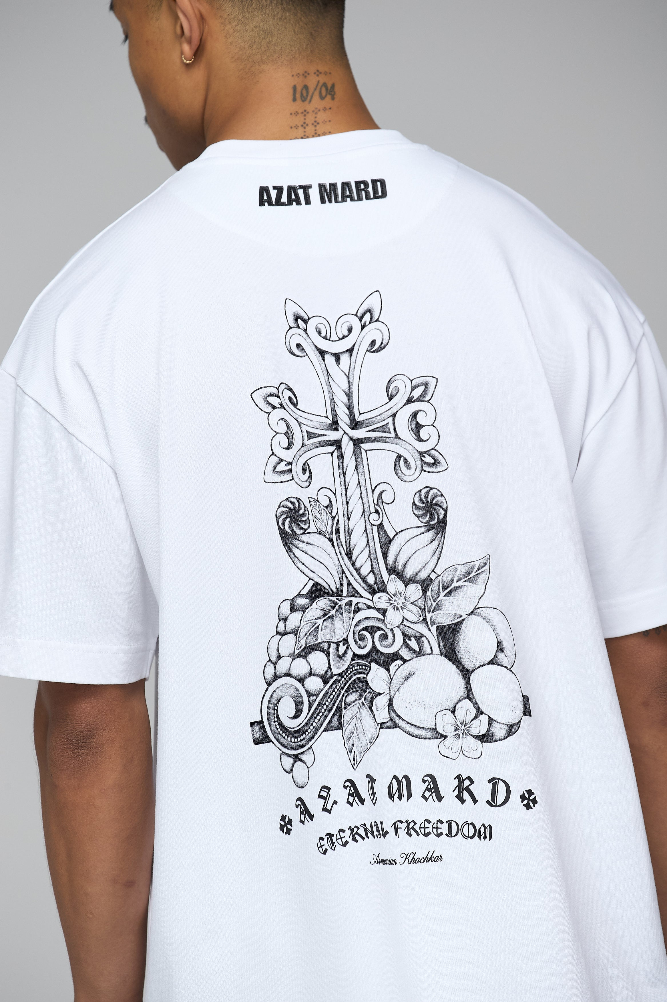 ARMENIAN KHACHKAR WHITE T-SHIRT | AZAT MARD