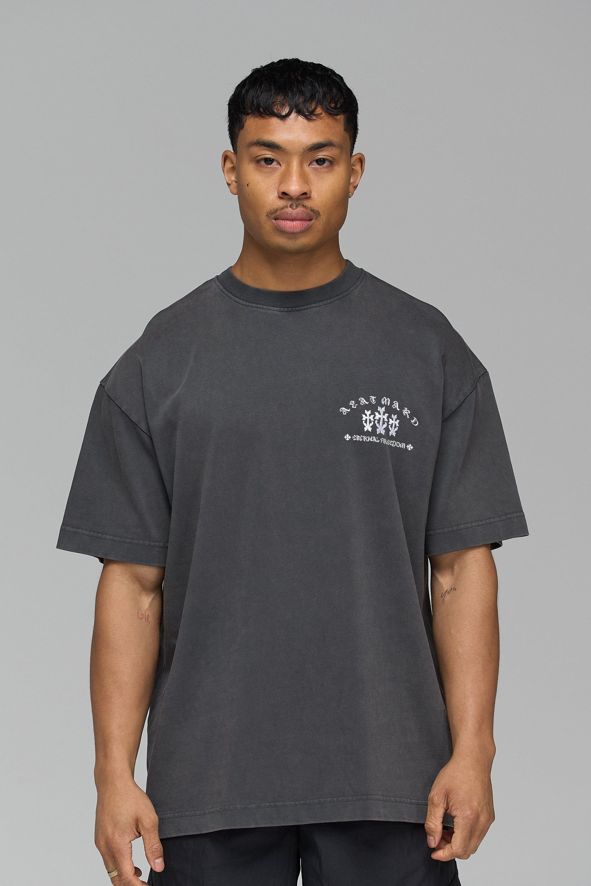 SPECIAL EDITION ARMENIAN KHACHKAR WASHED GREY T-SHIRT