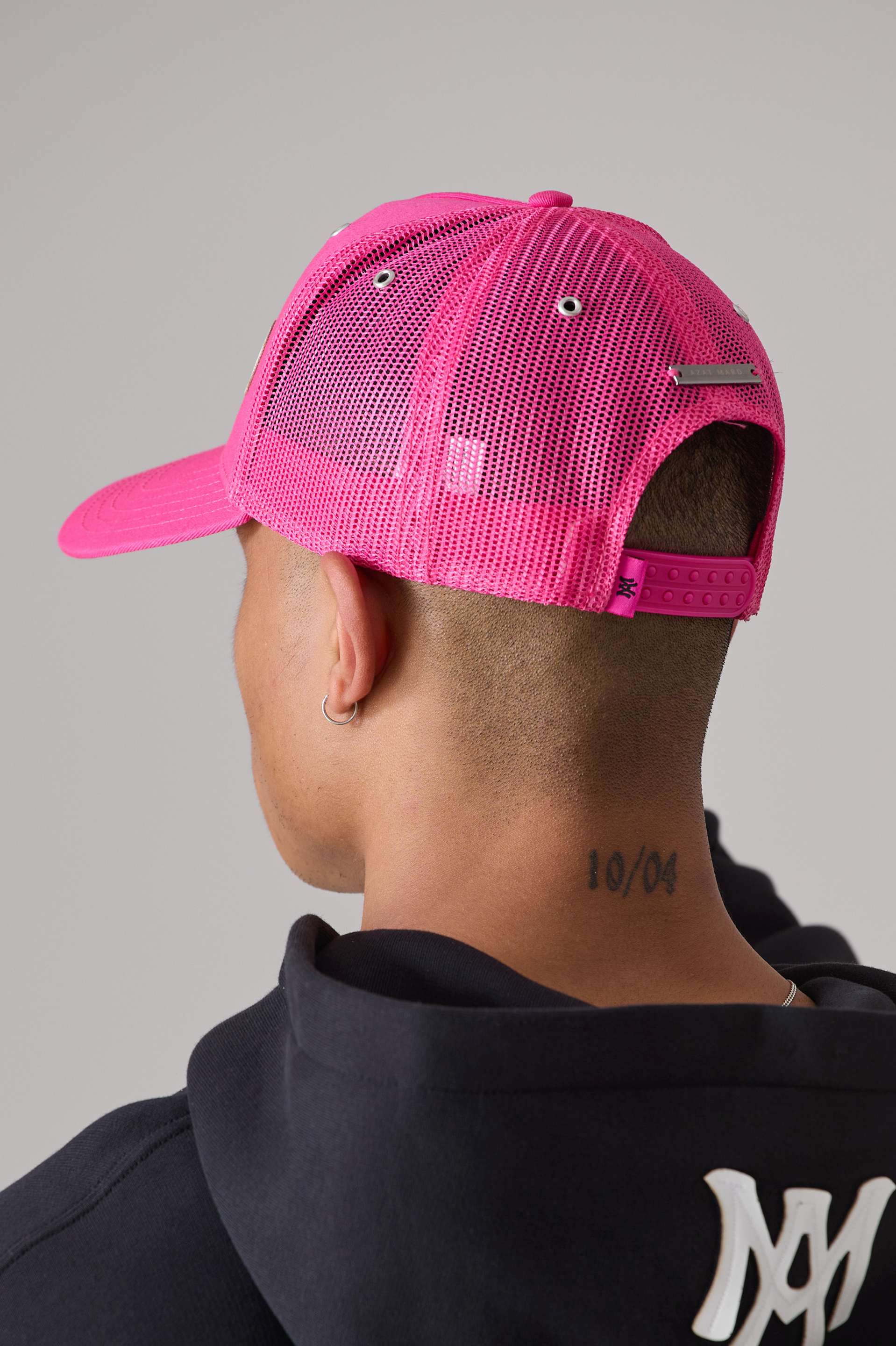 Վարդագույն/Սպիտակ Գլխարկ