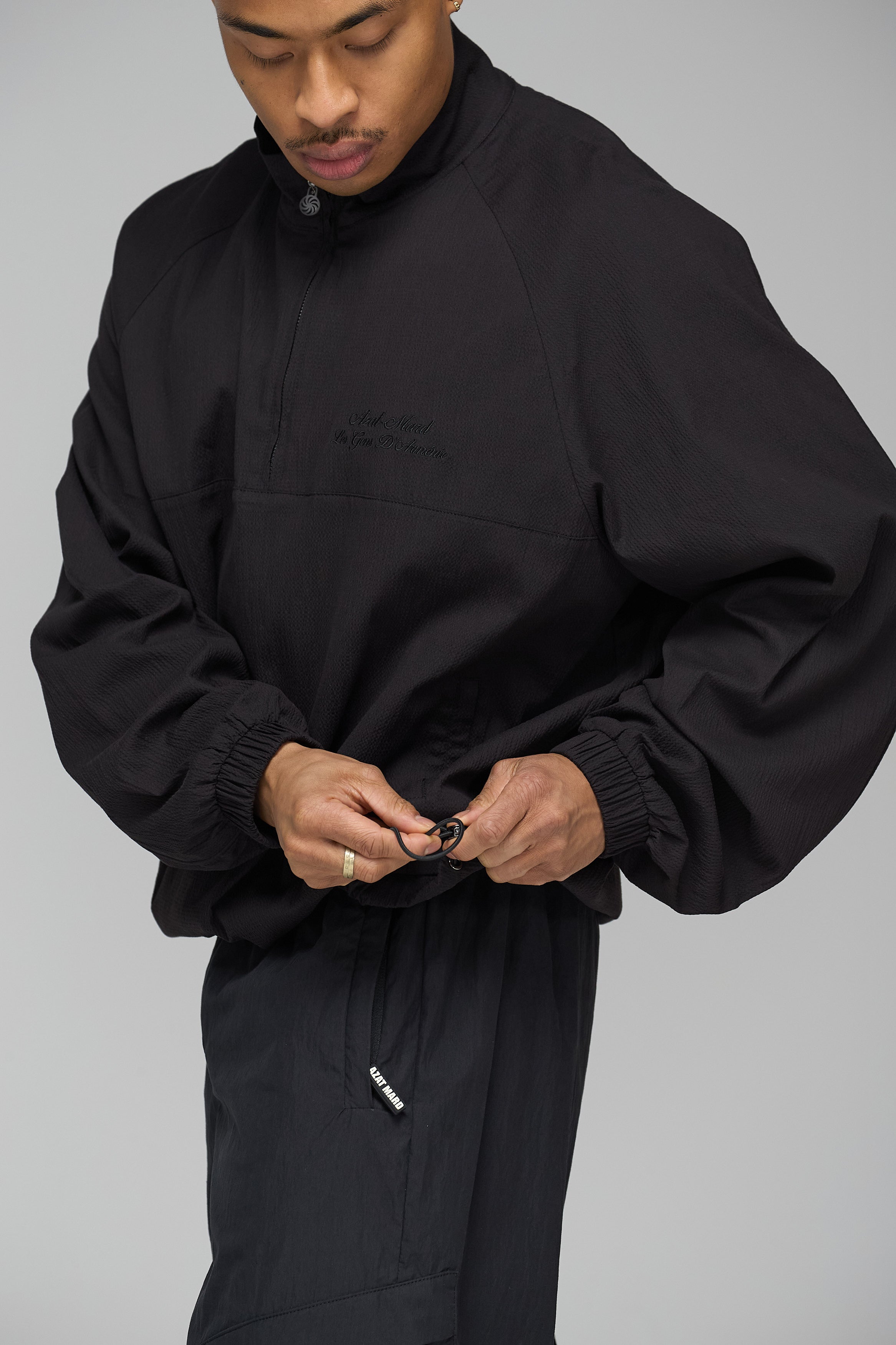 LES GENS SIGNATURE TECHNICAL WINDBREAKER