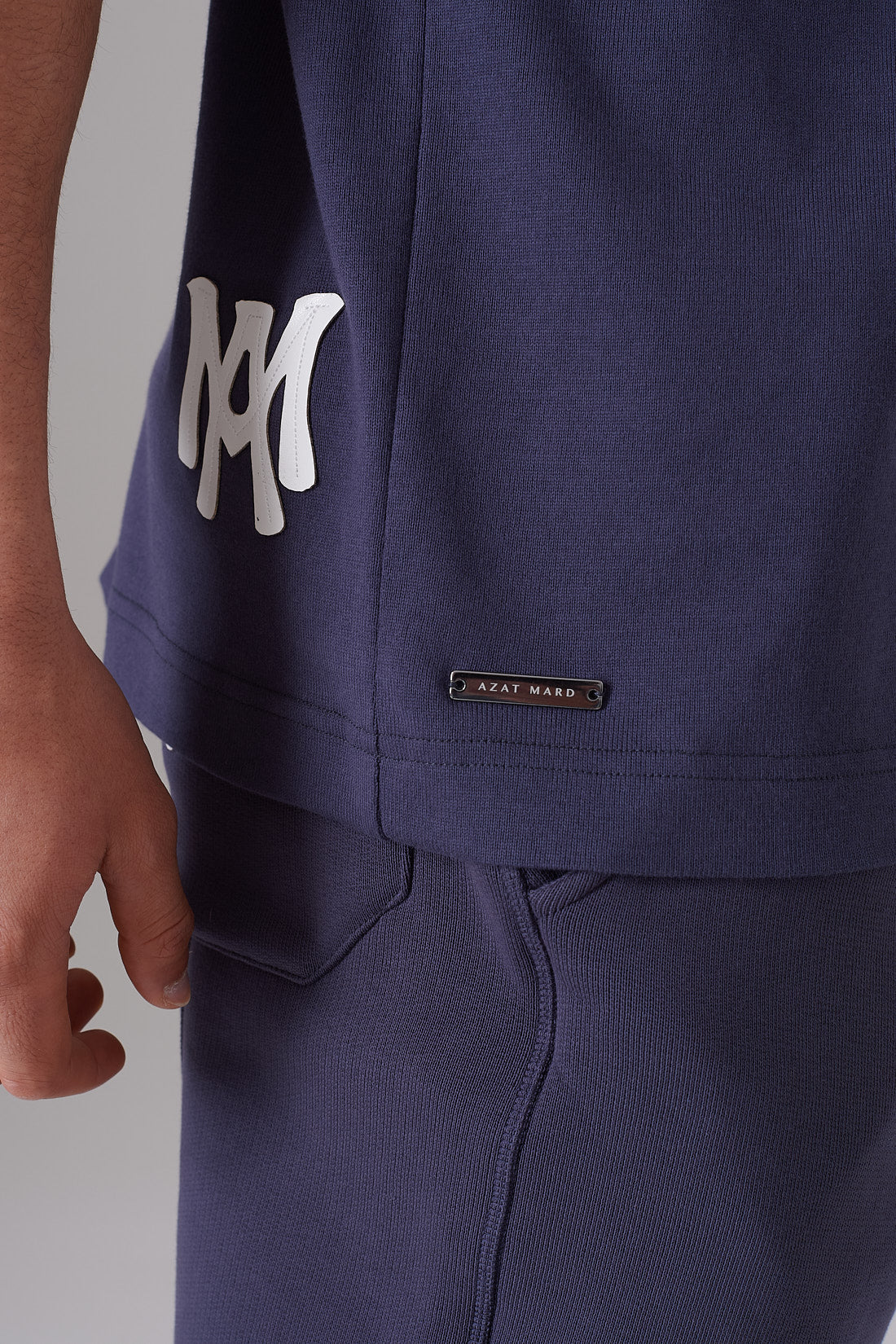 Գրաֆիտի PANEL Շապիկ