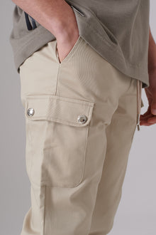 PLAQUE POCKET DETAIL BEIGE TWILL PANTS