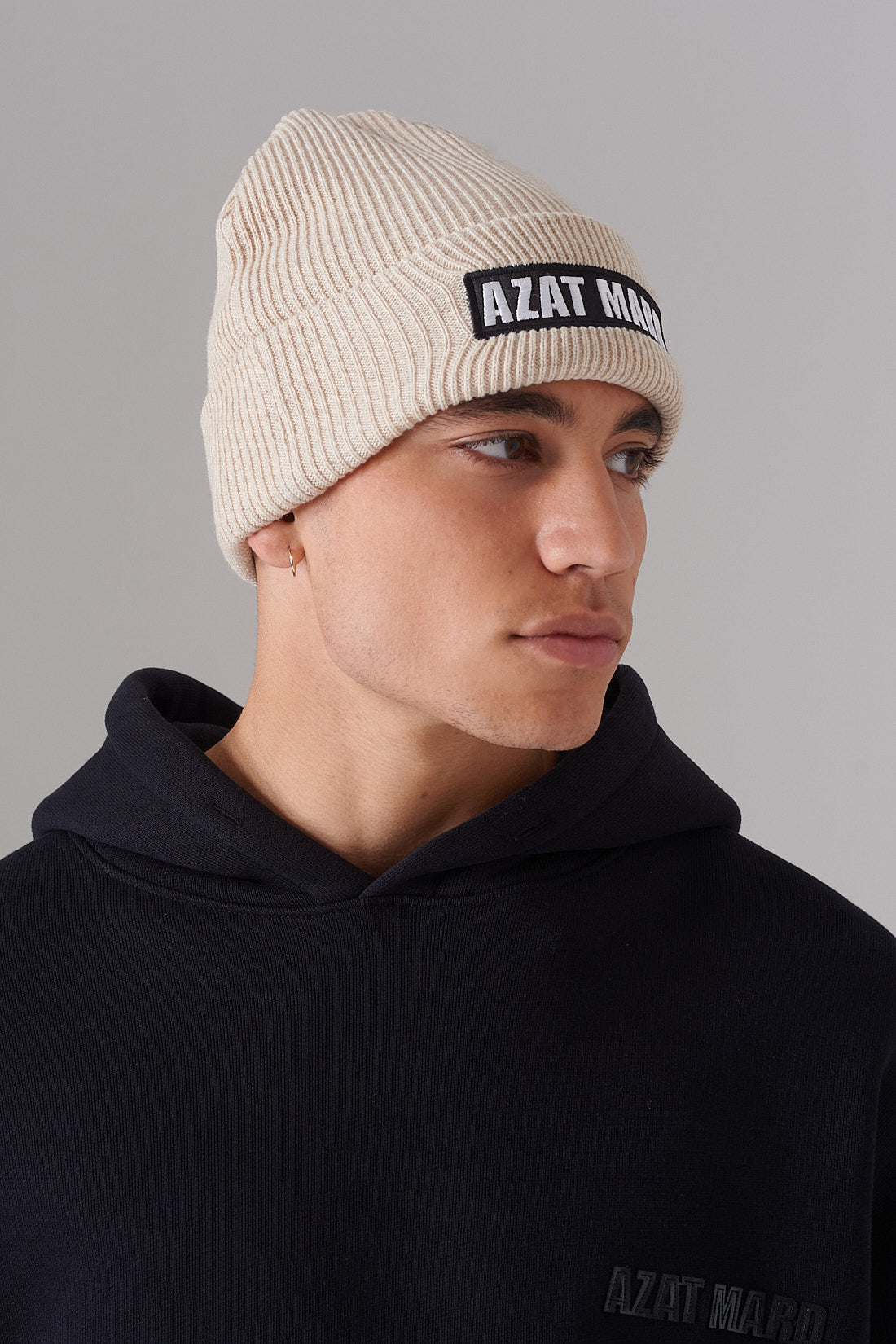 BEIGE AZAT MARD BEANIE