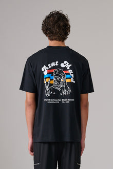 Футболка World Famous